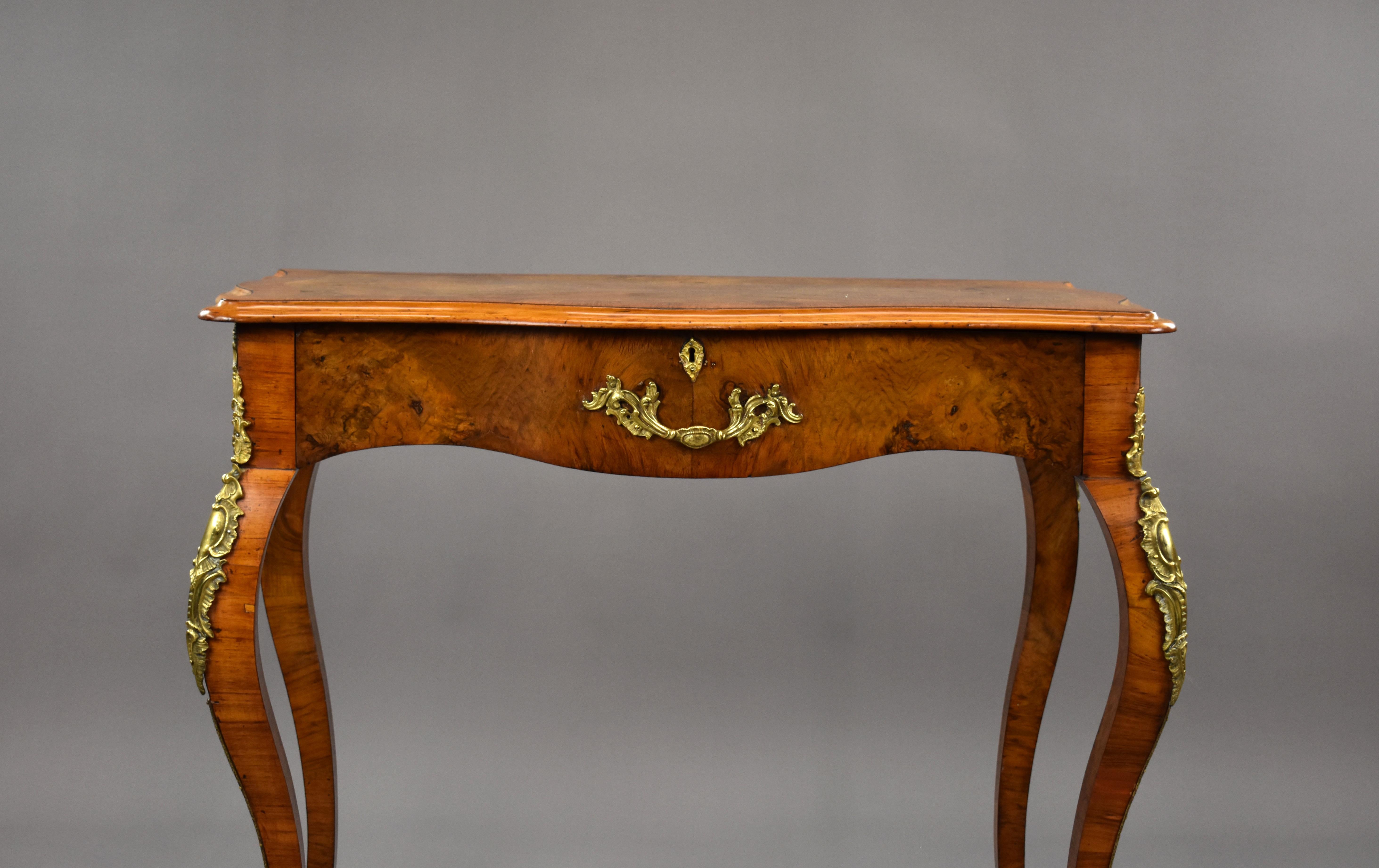 19th Century French Burl Walnut Writing Table For Sale 8