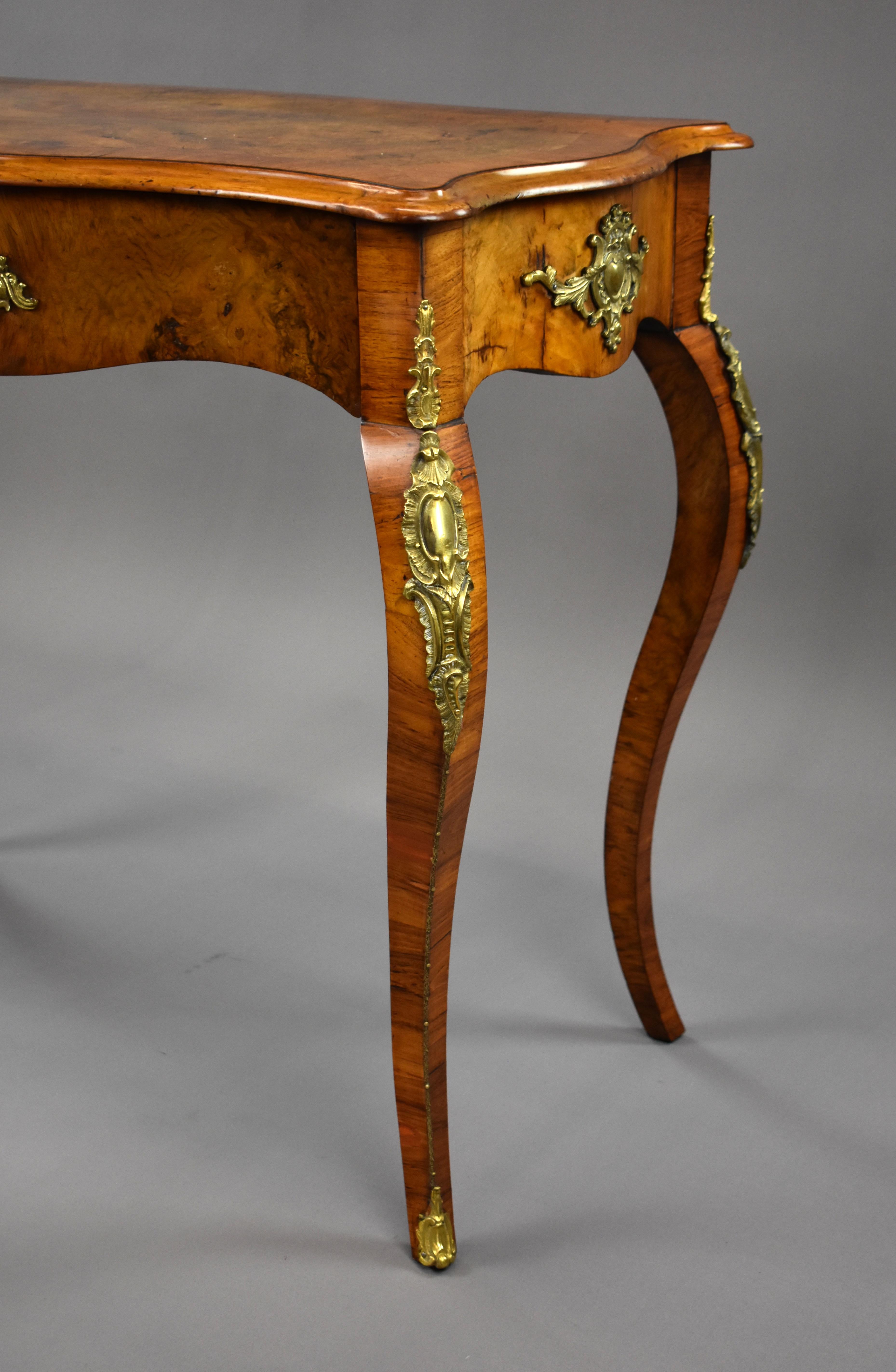 19th Century French Burl Walnut Writing Table For Sale 10