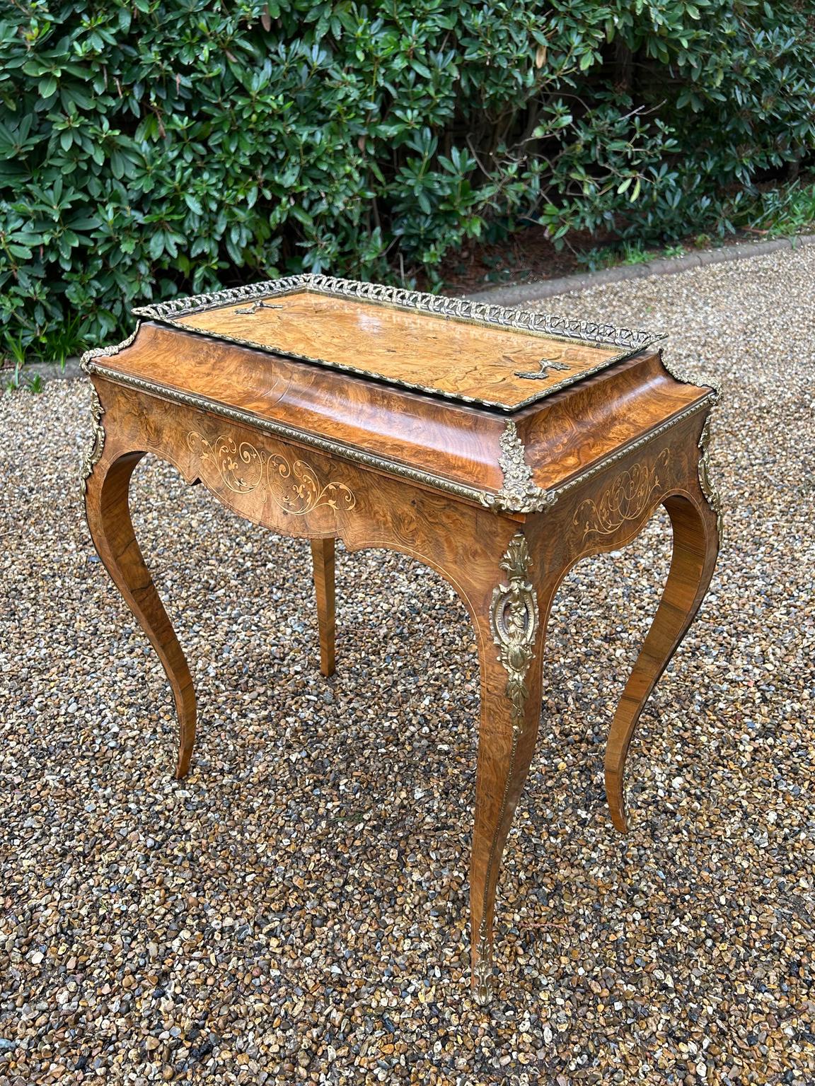 Hand-Crafted 19th Century French Burr Walnut and Marquetry Jardiniere