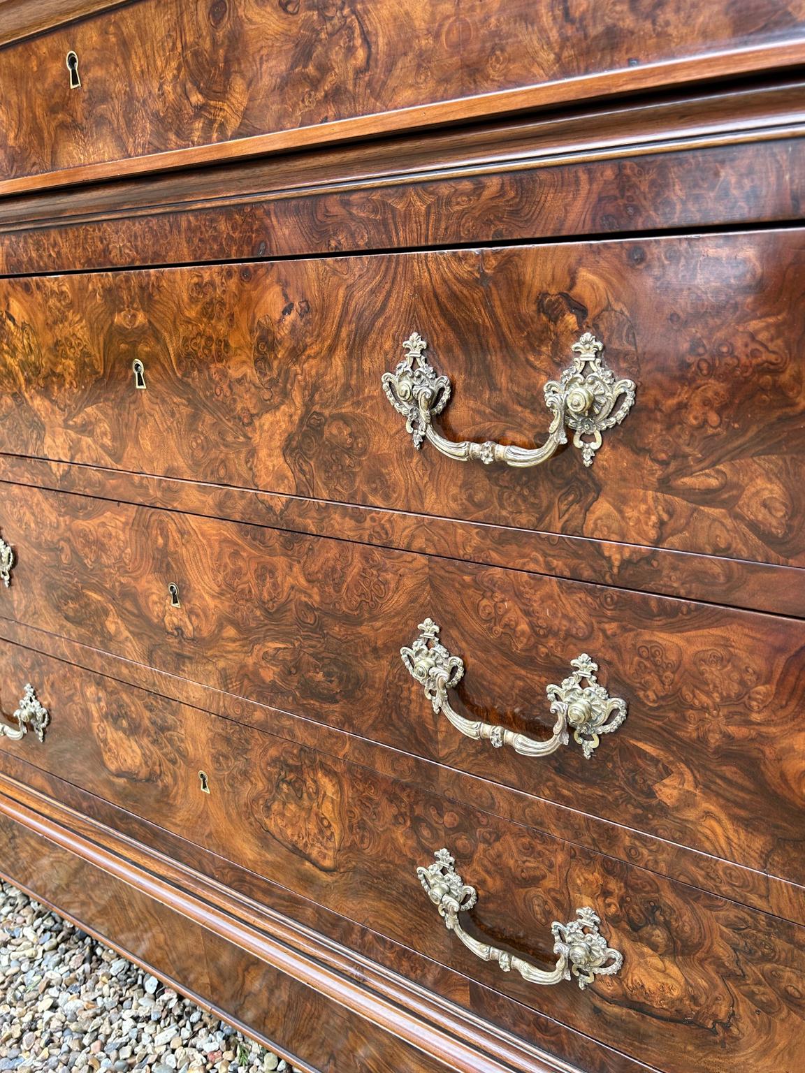 19th Century French Burr Walnut Commode / Chest of Drawers with Marble Top 4
