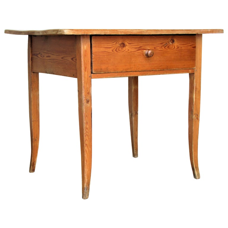 Antique 19th Century French Canadian Pine Work Table For Sale at 1stDibs |  canadian pine furniture