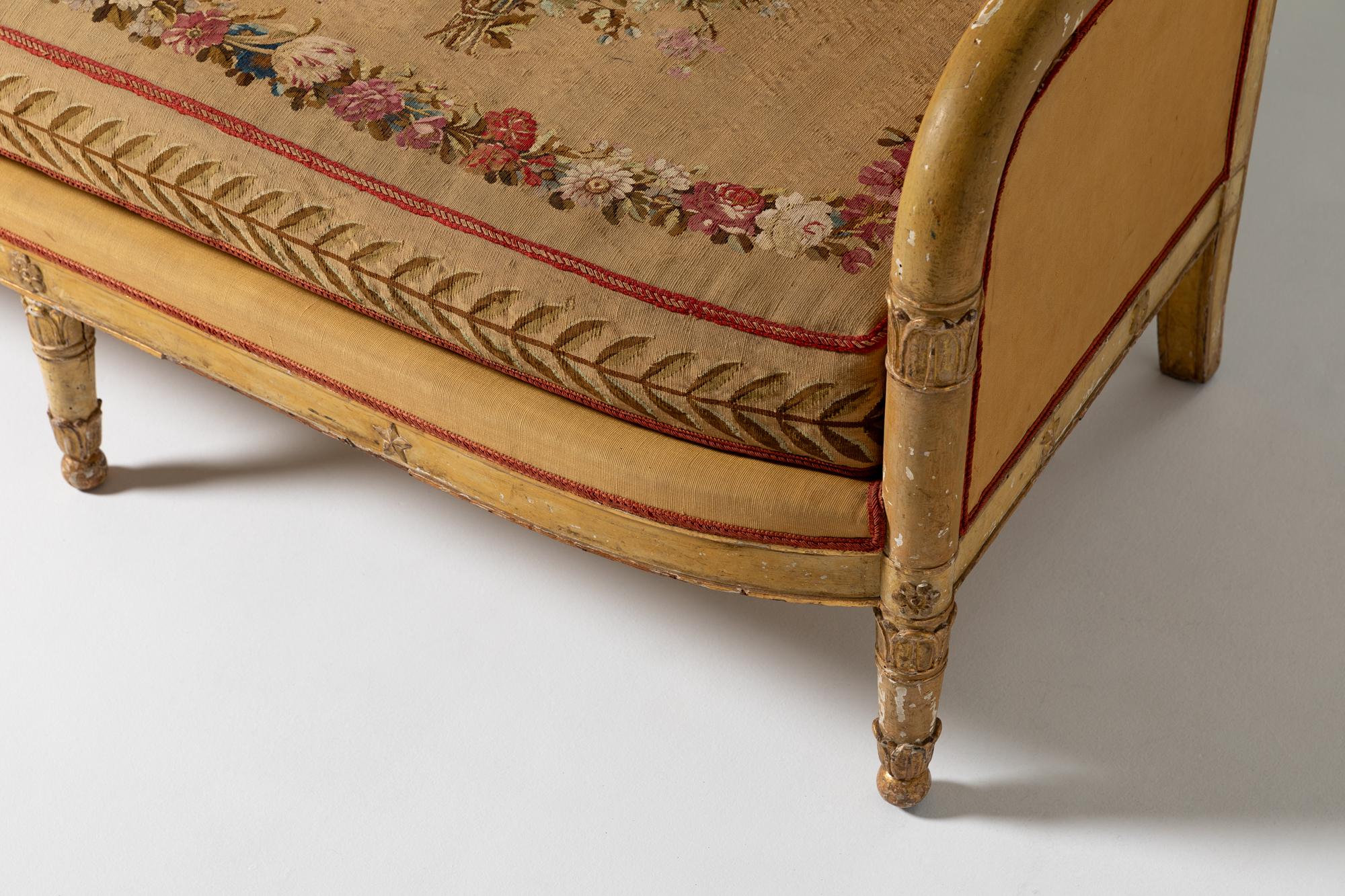 19th Century French Canapé in Carved and Painted Wood For Sale 3