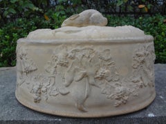 Piatto o zuppiera da gioco in terracotta francese del 19° secolo con coperchio