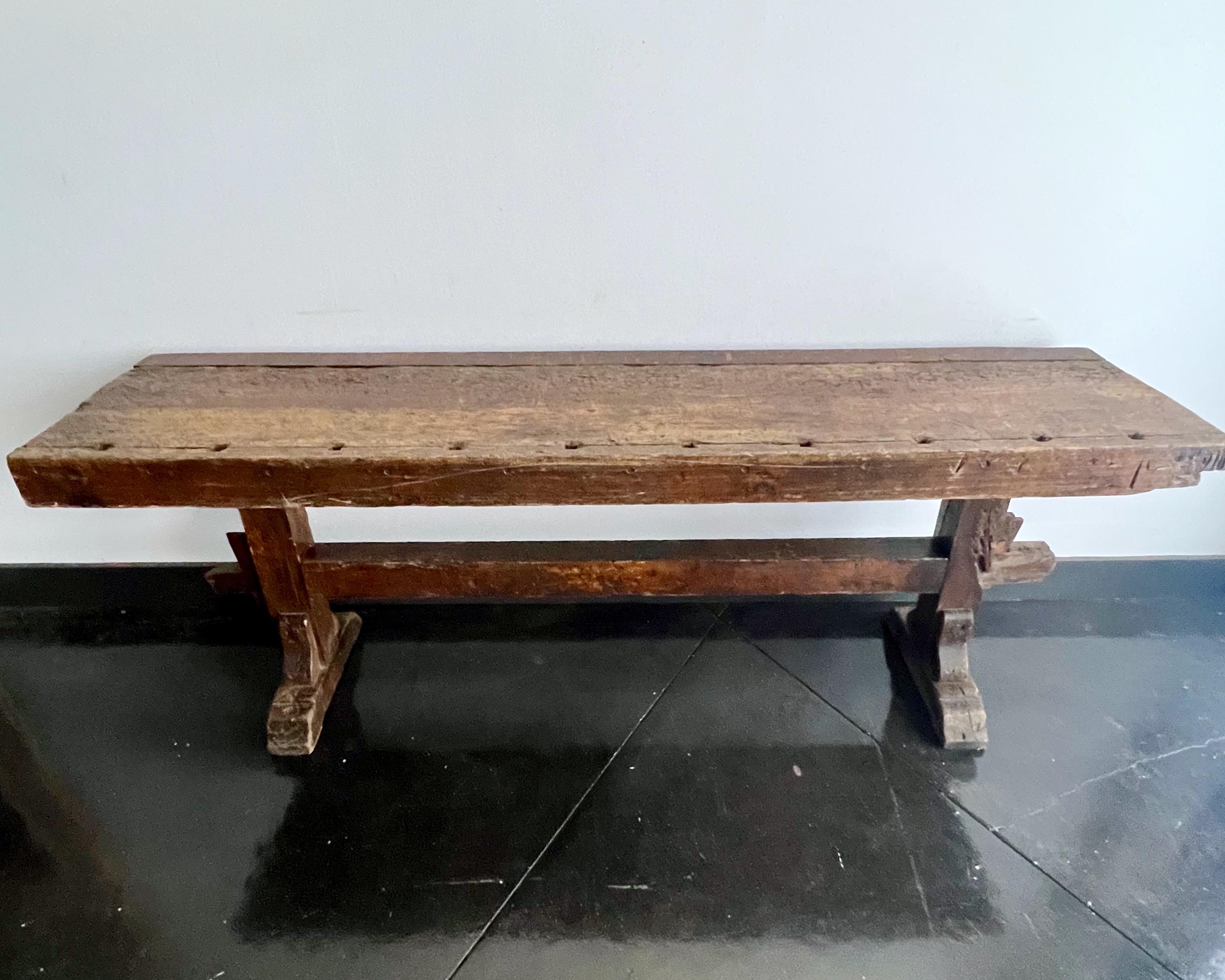 19th century French Carpenter's Workbench For Sale 2
