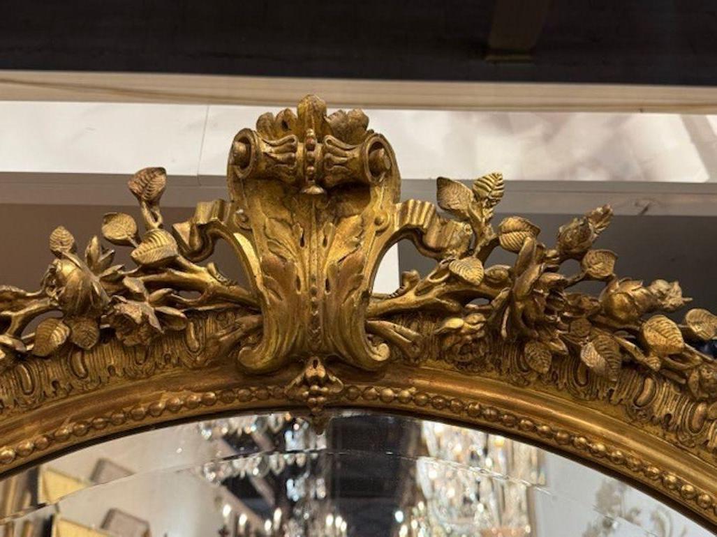 19. Jahrhundert Französisch geschnitzt und Giltwood Oval Spiegel (Geschnitzt) im Angebot
