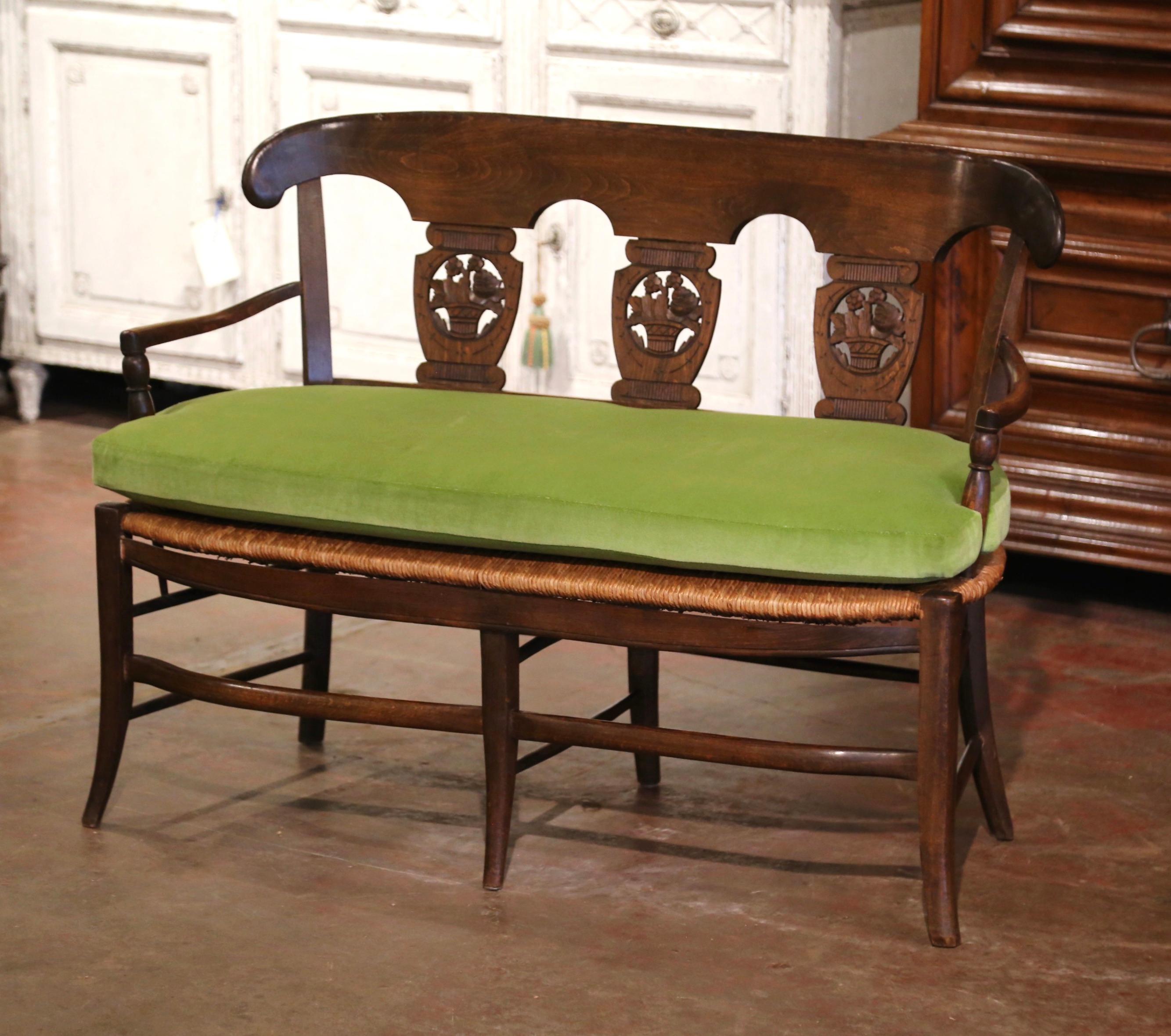 19th Century French Carved Beech Wood and Rush Settee Bench from Normandy In Excellent Condition In Dallas, TX