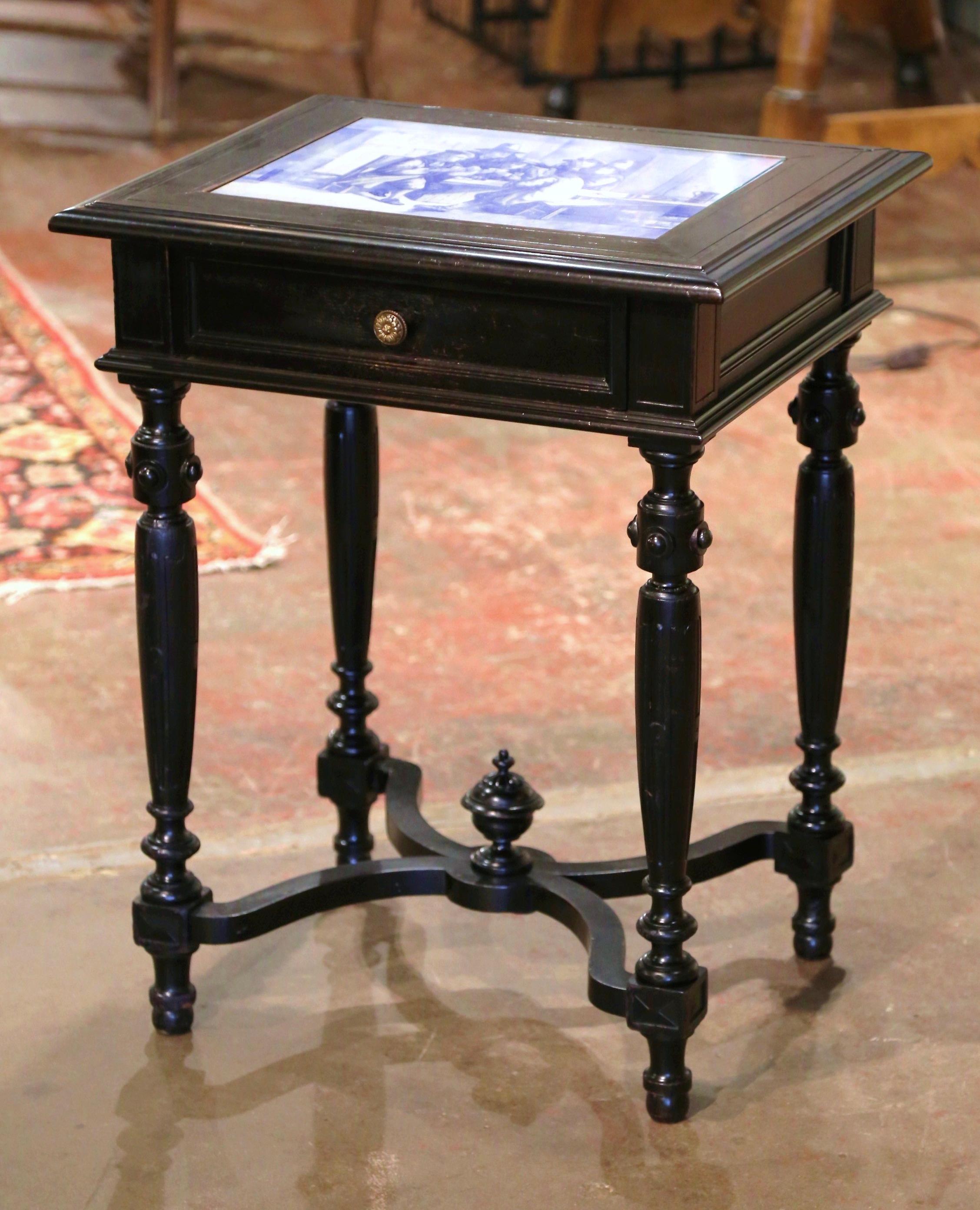 19th Century French, Carved Blackened and Blue and White Painted Tile Side Table In Good Condition For Sale In Dallas, TX