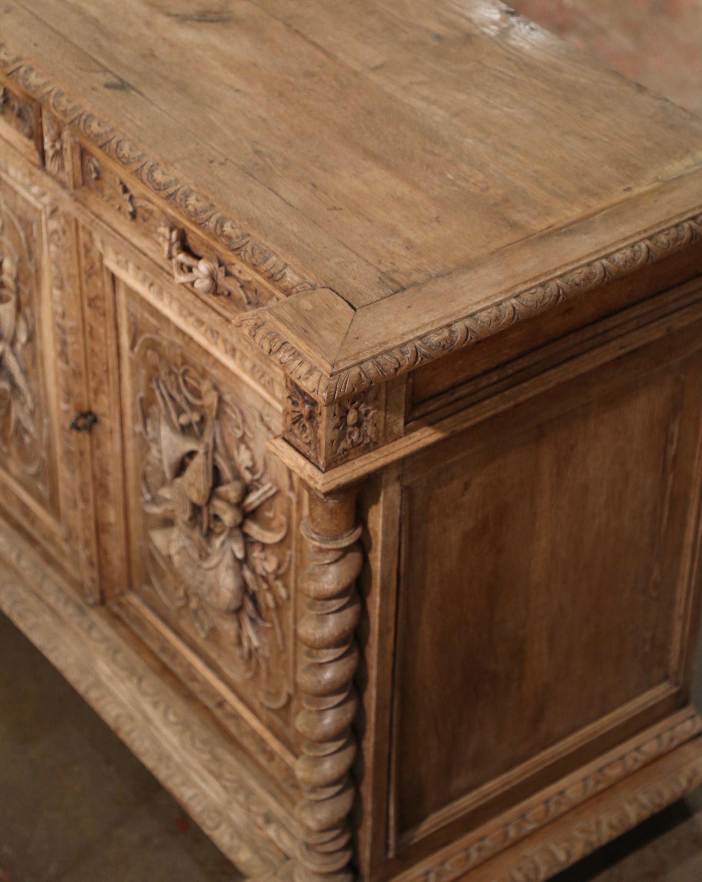 19th Century French Carved Bleached Oak Buffet with Hunt Motifs 3