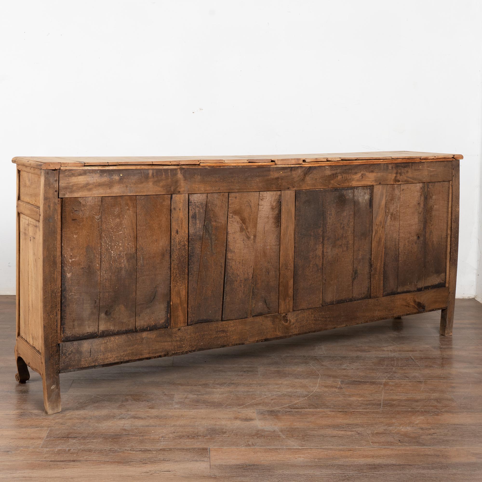 19. Jahrhundert Französisch geschnitzt Bleached Oak Sideboard Buffet im Angebot 13