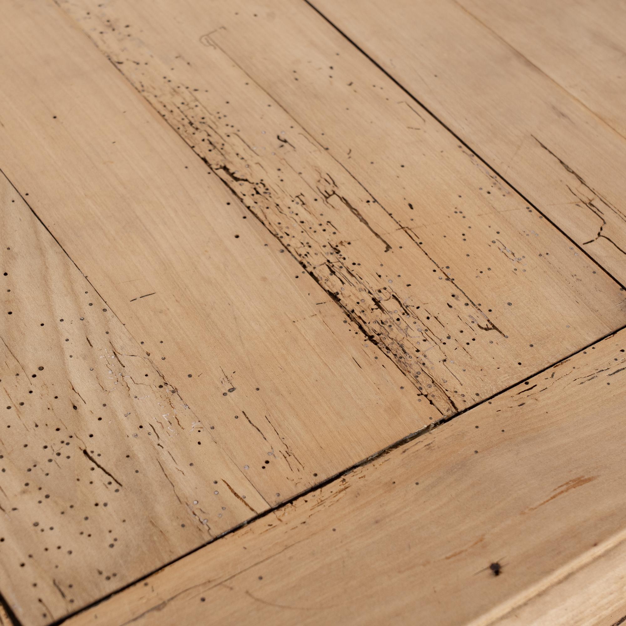 19. Jahrhundert Französisch geschnitzt Bleached Oak Sideboard Buffet im Angebot 2