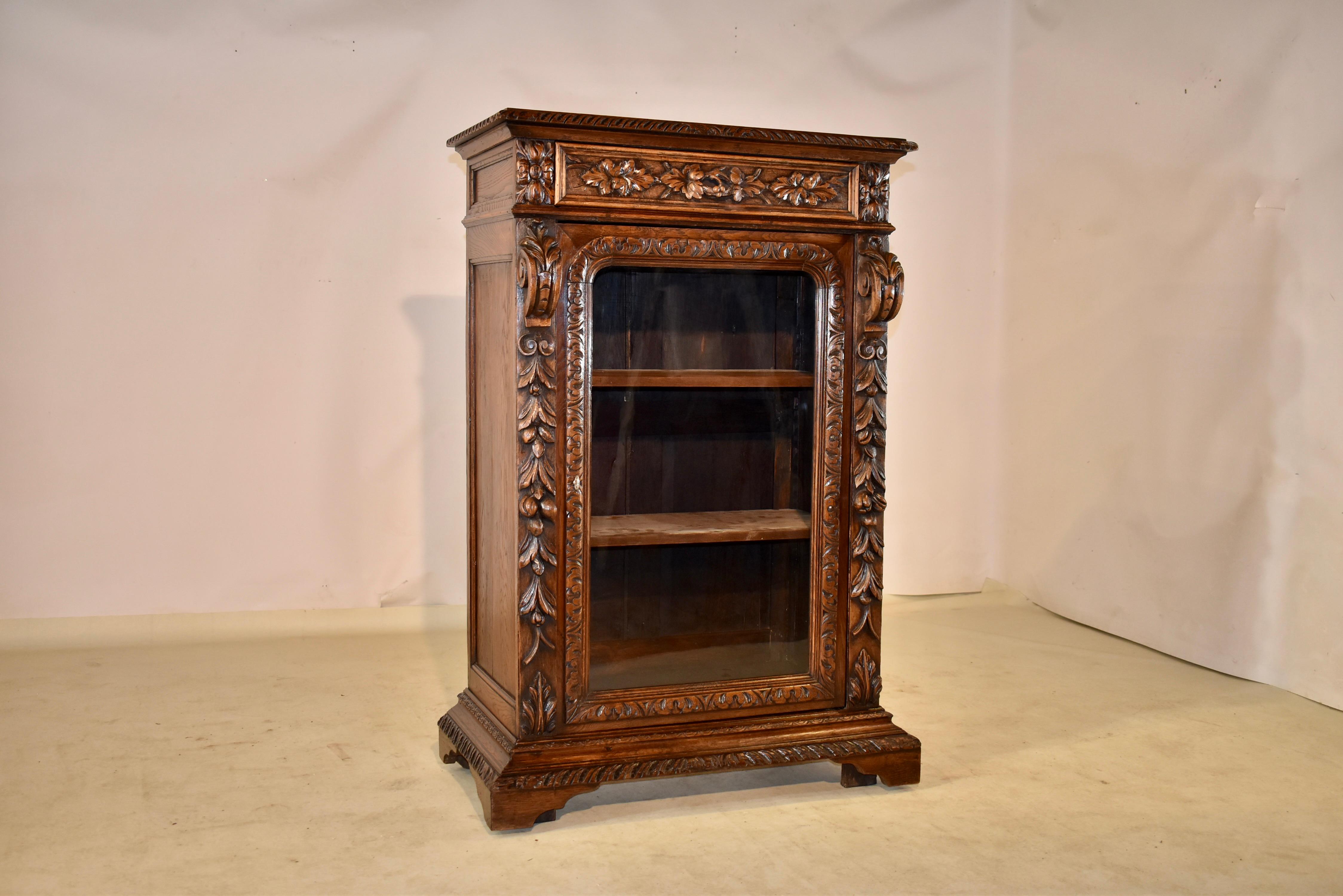 19th Century French Carved Bookcase In Good Condition For Sale In High Point, NC