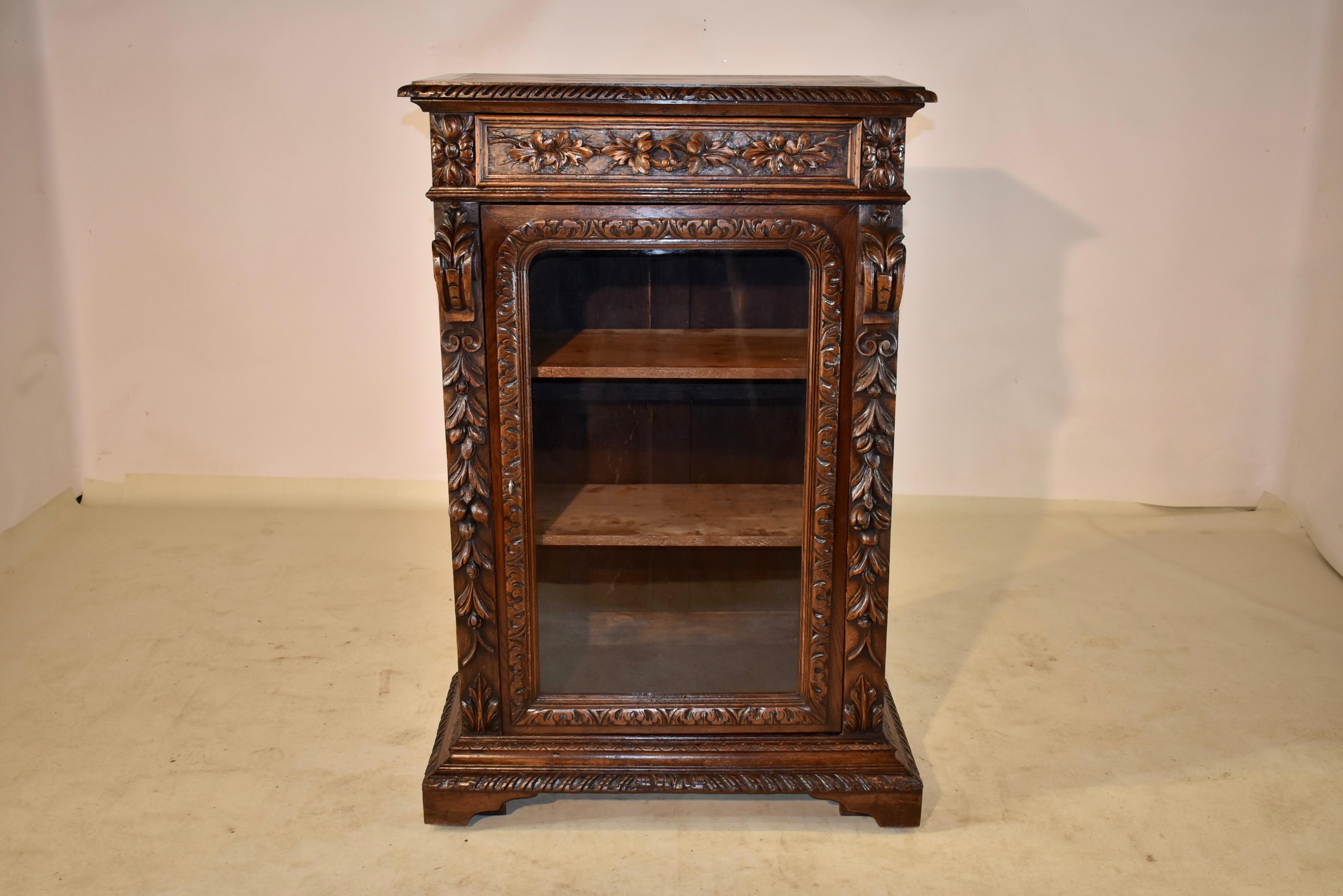 19th Century French Carved Bookcase For Sale 5
