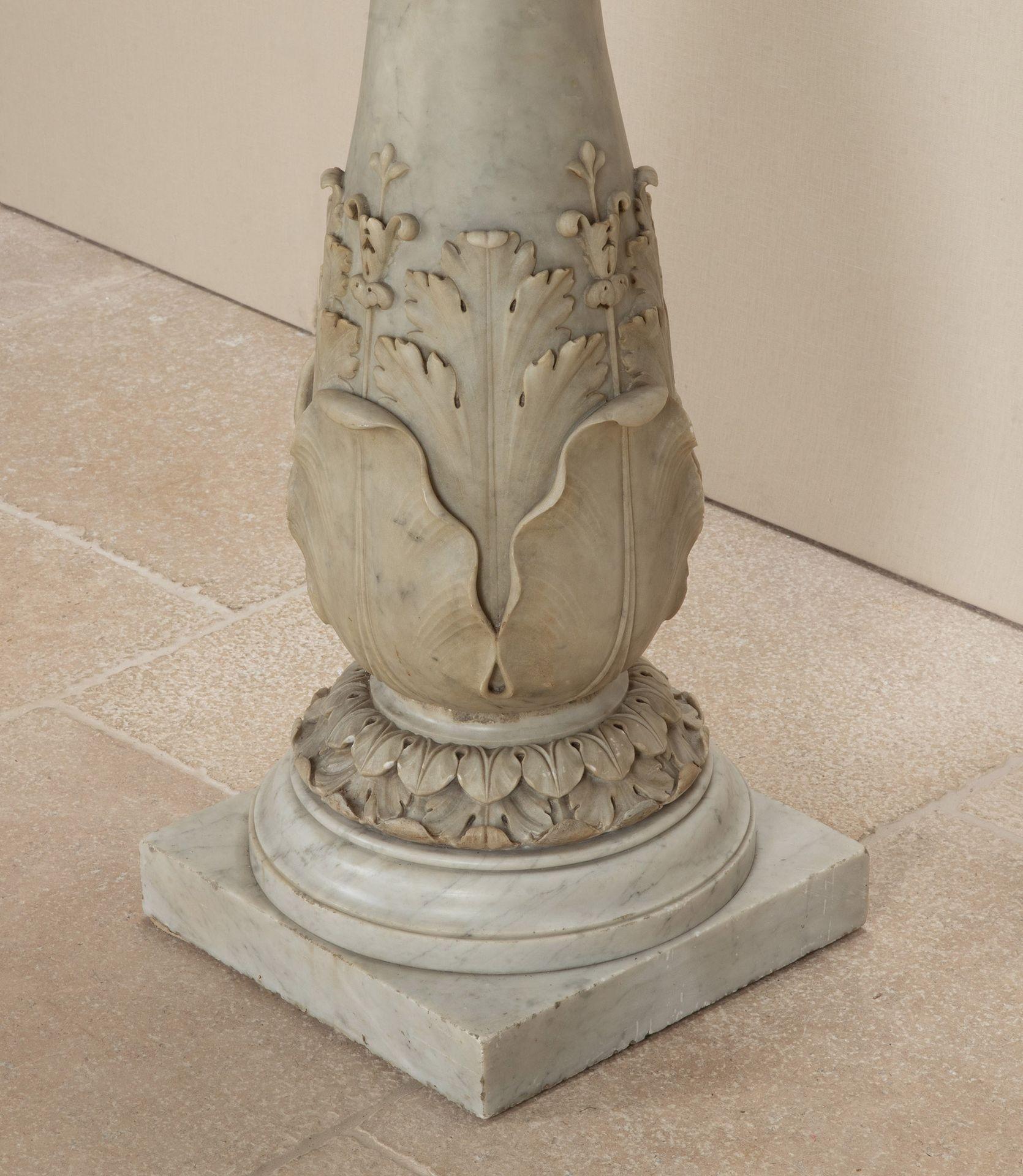 Neoclassical 19th Century French Carved Carrara Marble Column For Sale