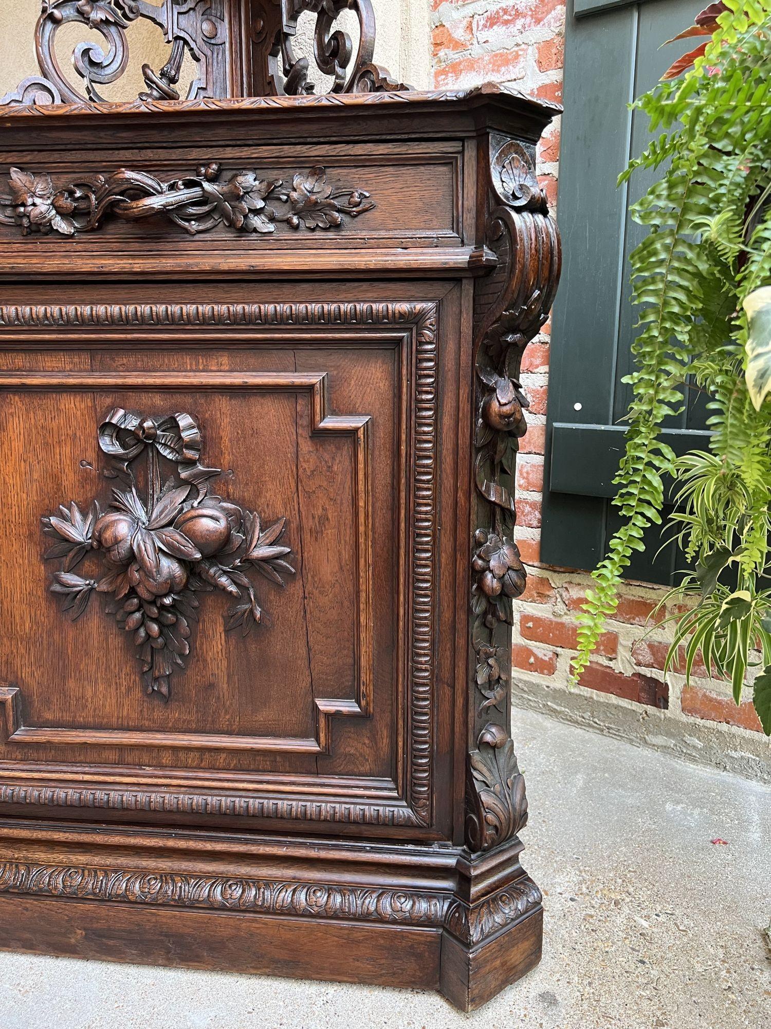 19th century French Carved Corner Cabinet Black Forest Open Shelves Bookcase 10