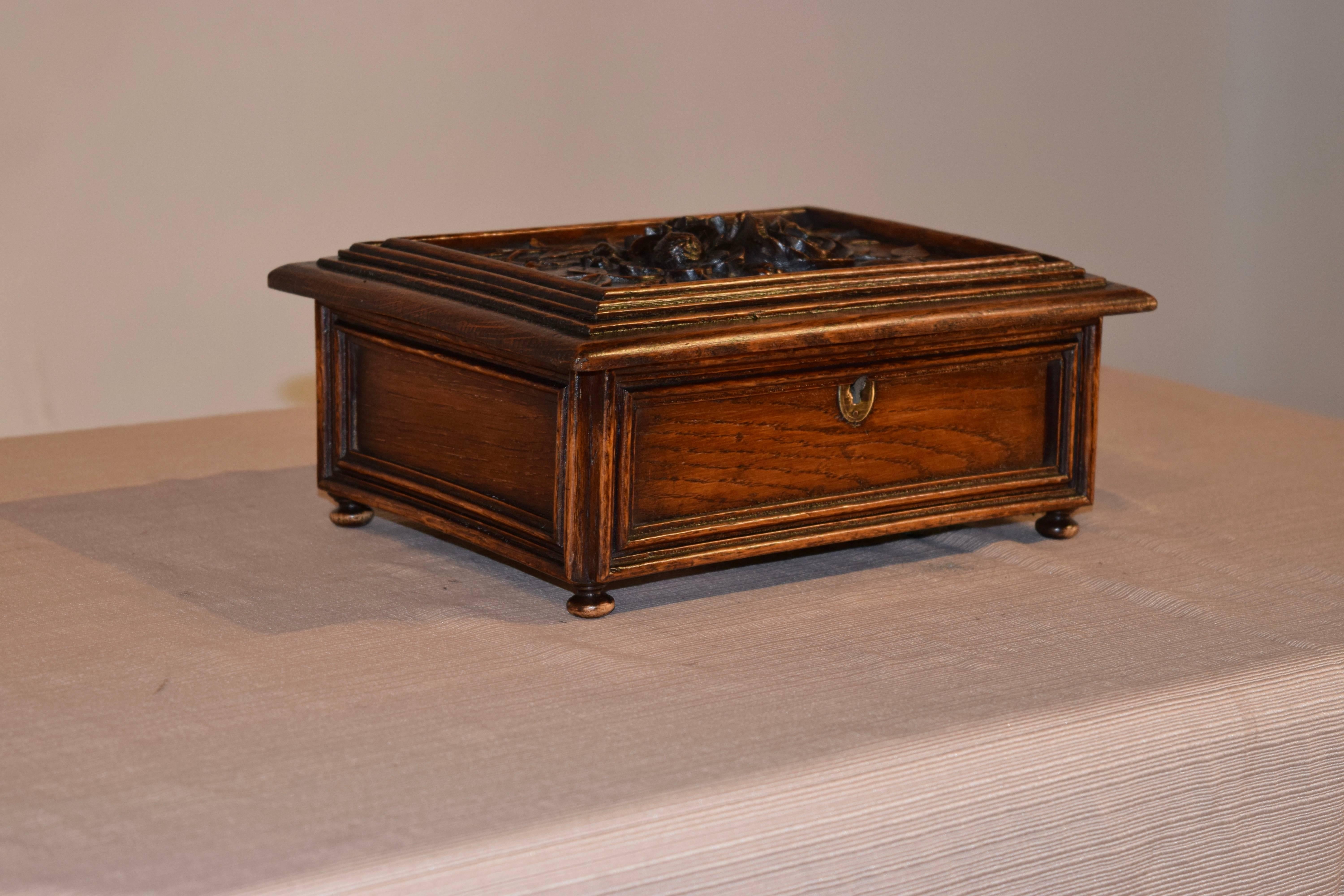 Napoleon III 19th Century French Carved Dresser Box