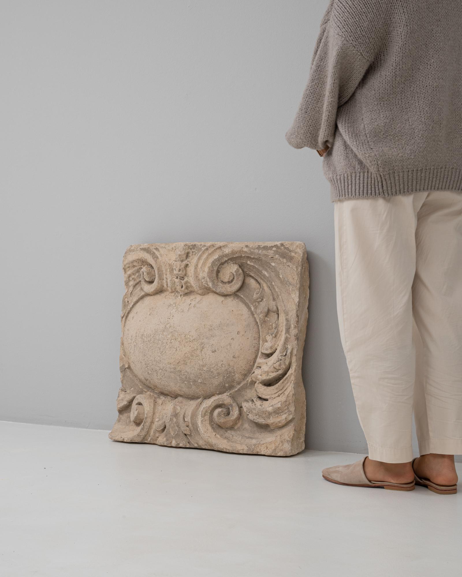 XIXe siècle Ornement architectural en pierre française sculptée du 19e siècle en vente