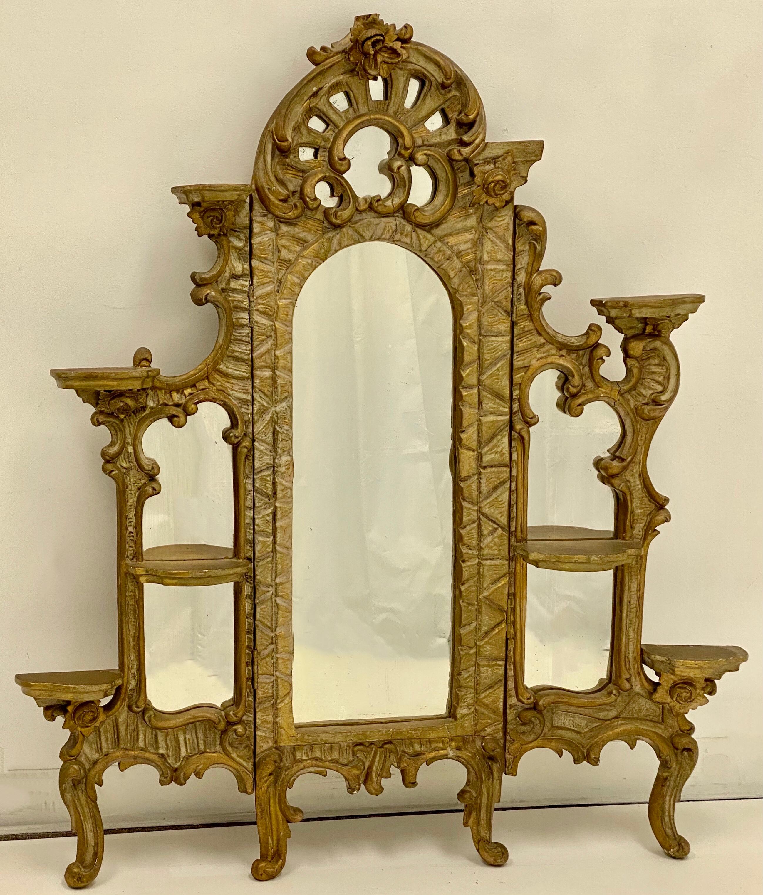 19th Century French Carved Giltwood Triptych Form Mirror In Good Condition For Sale In Kennesaw, GA