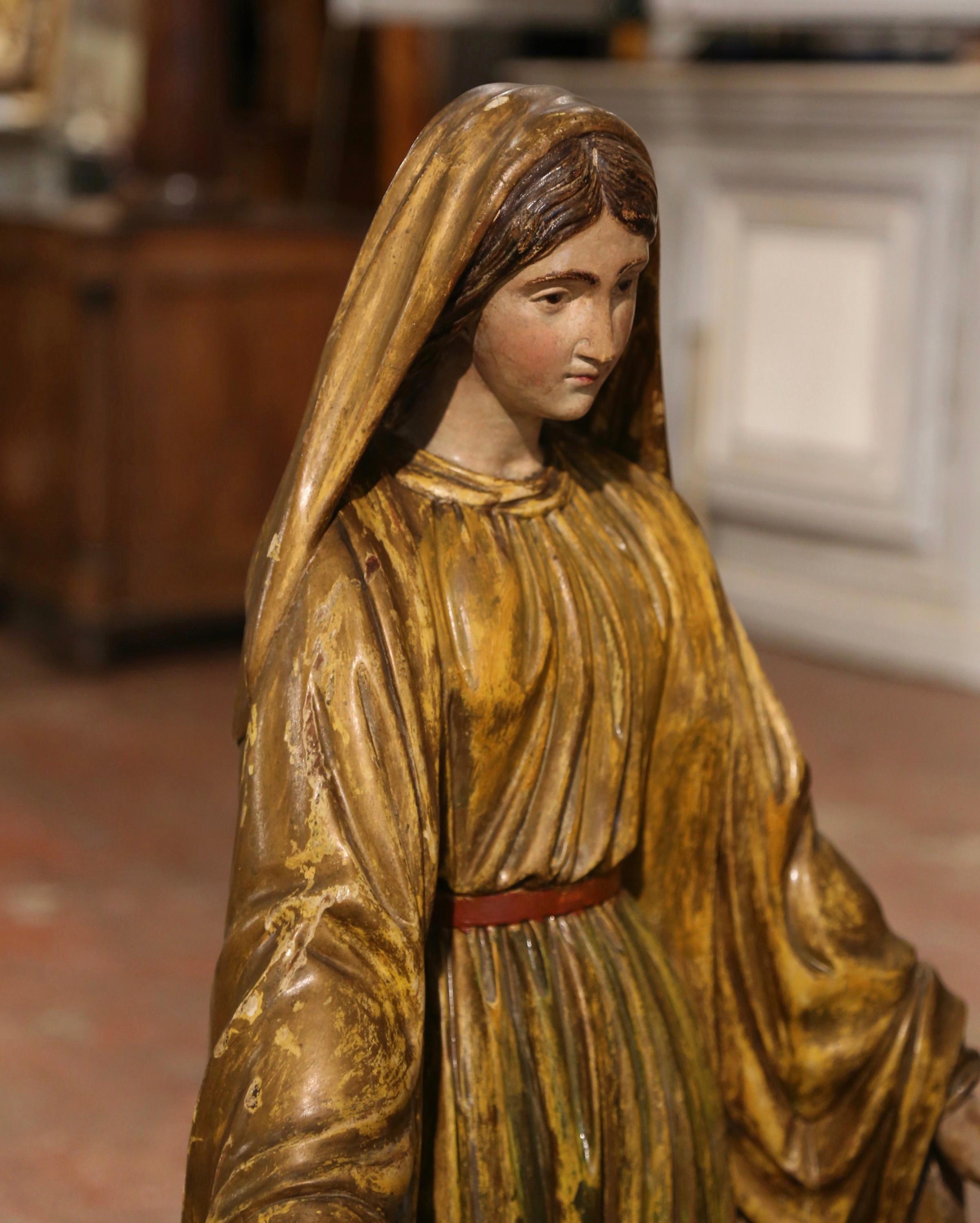 19th Century French Carved Giltwood Virgin Mary Statue on Globe from Provence For Sale 3