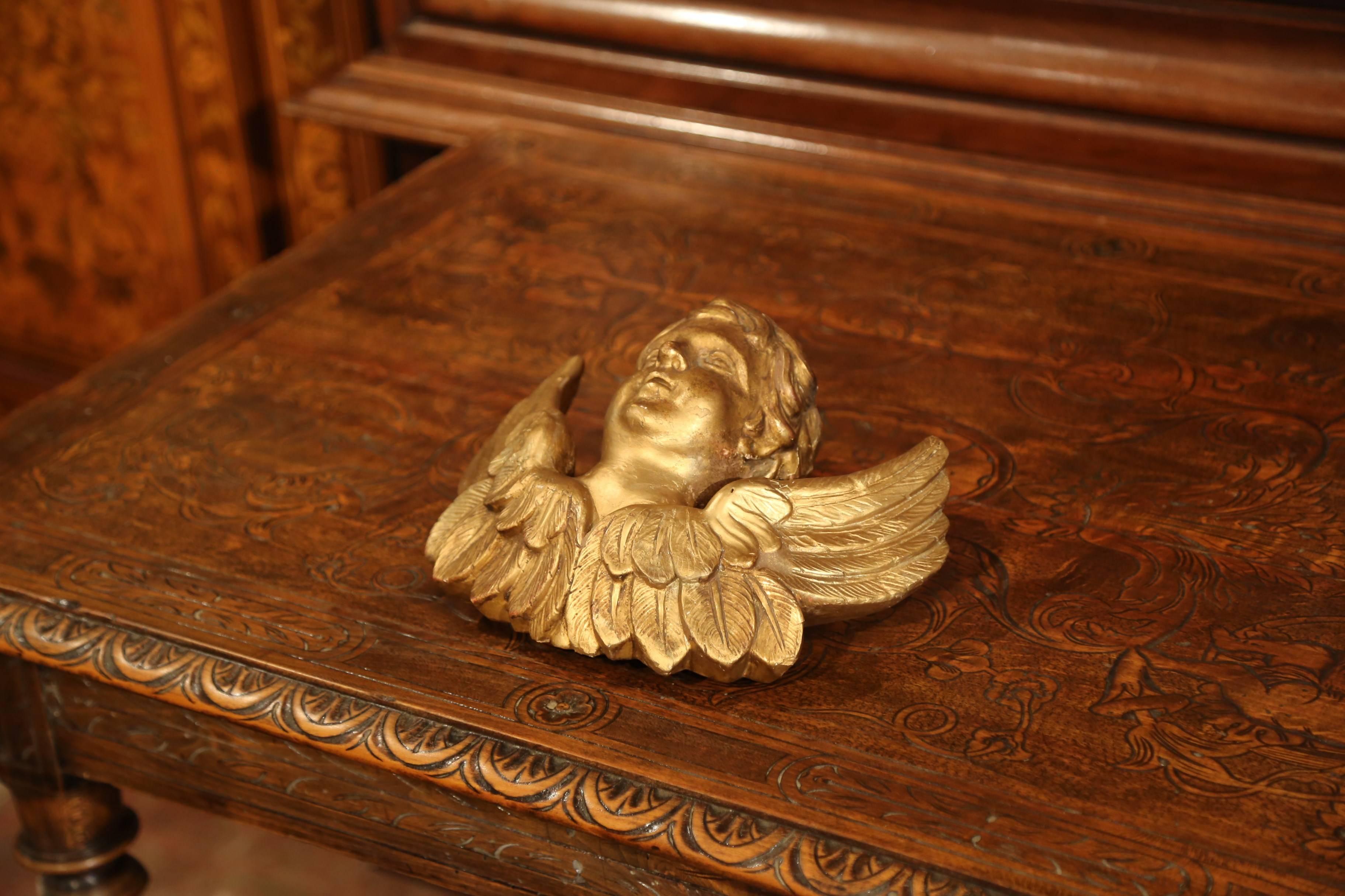 19th Century French Carved Giltwood Wall Hanging Cherub with Wings In Excellent Condition In Dallas, TX