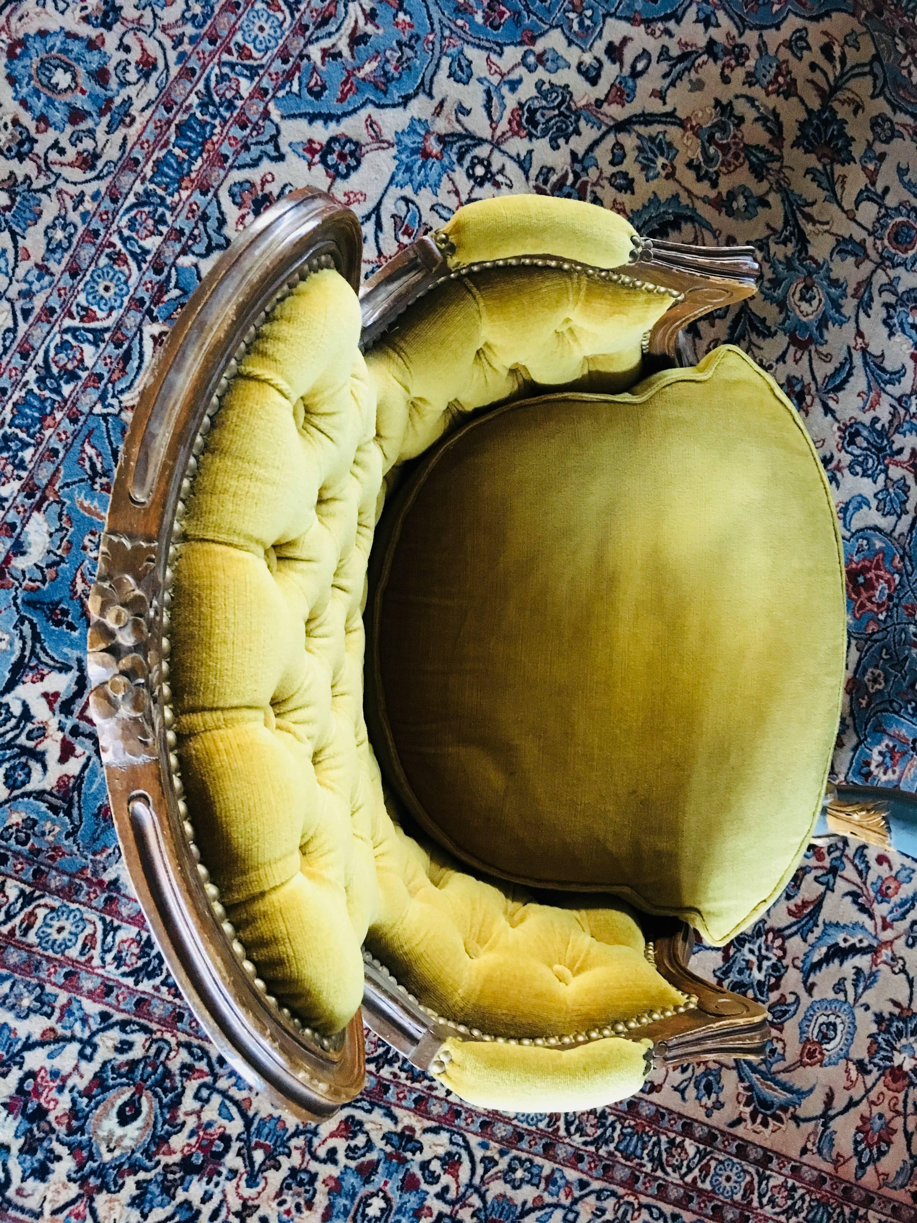 19th Century French Carved Louis XVI Bergere in Yellow Velvet Upholstery For Sale 1