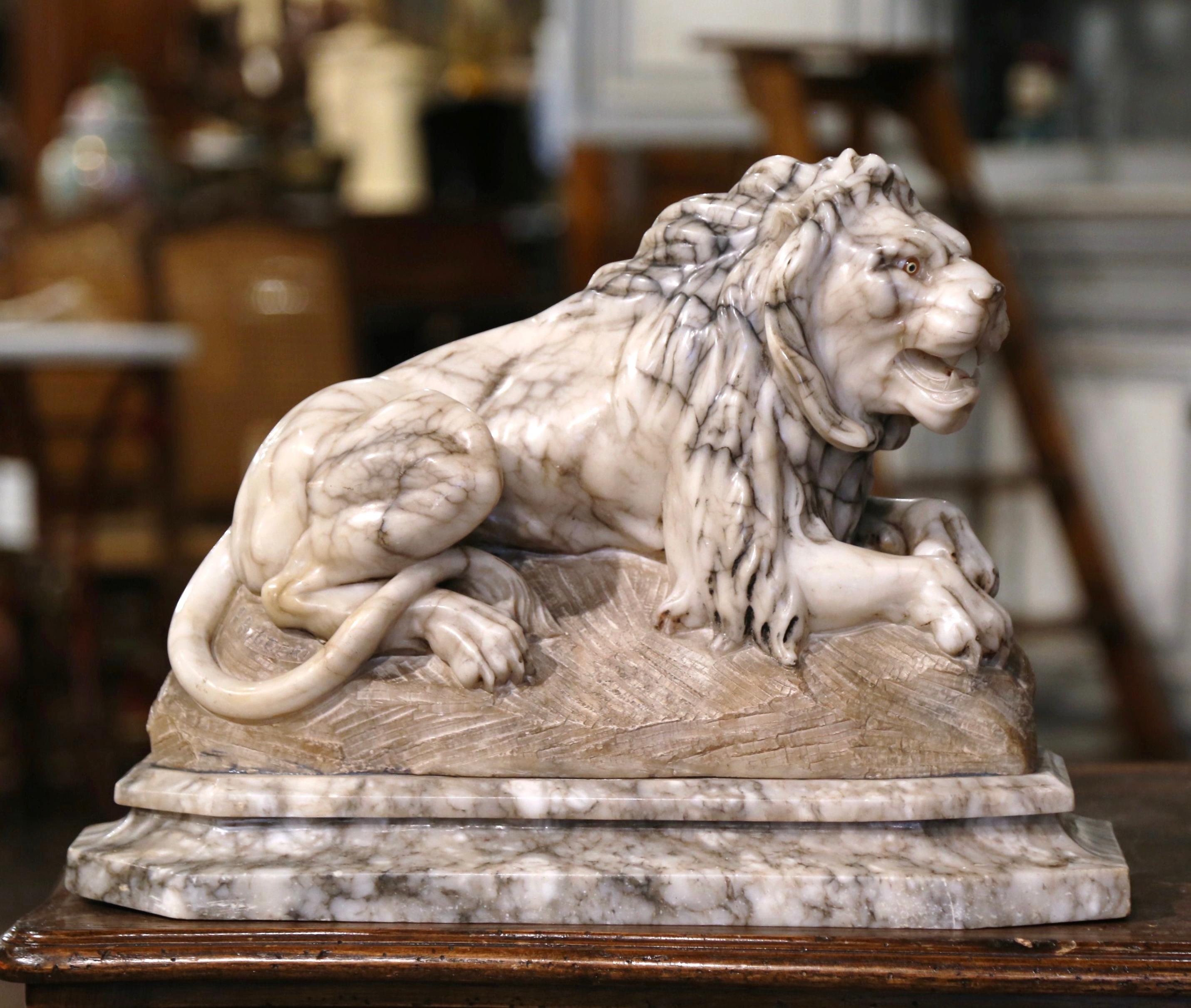 19th Century French Carved Marble Lion Sculpture Signed P. Ruggeri For Sale 1