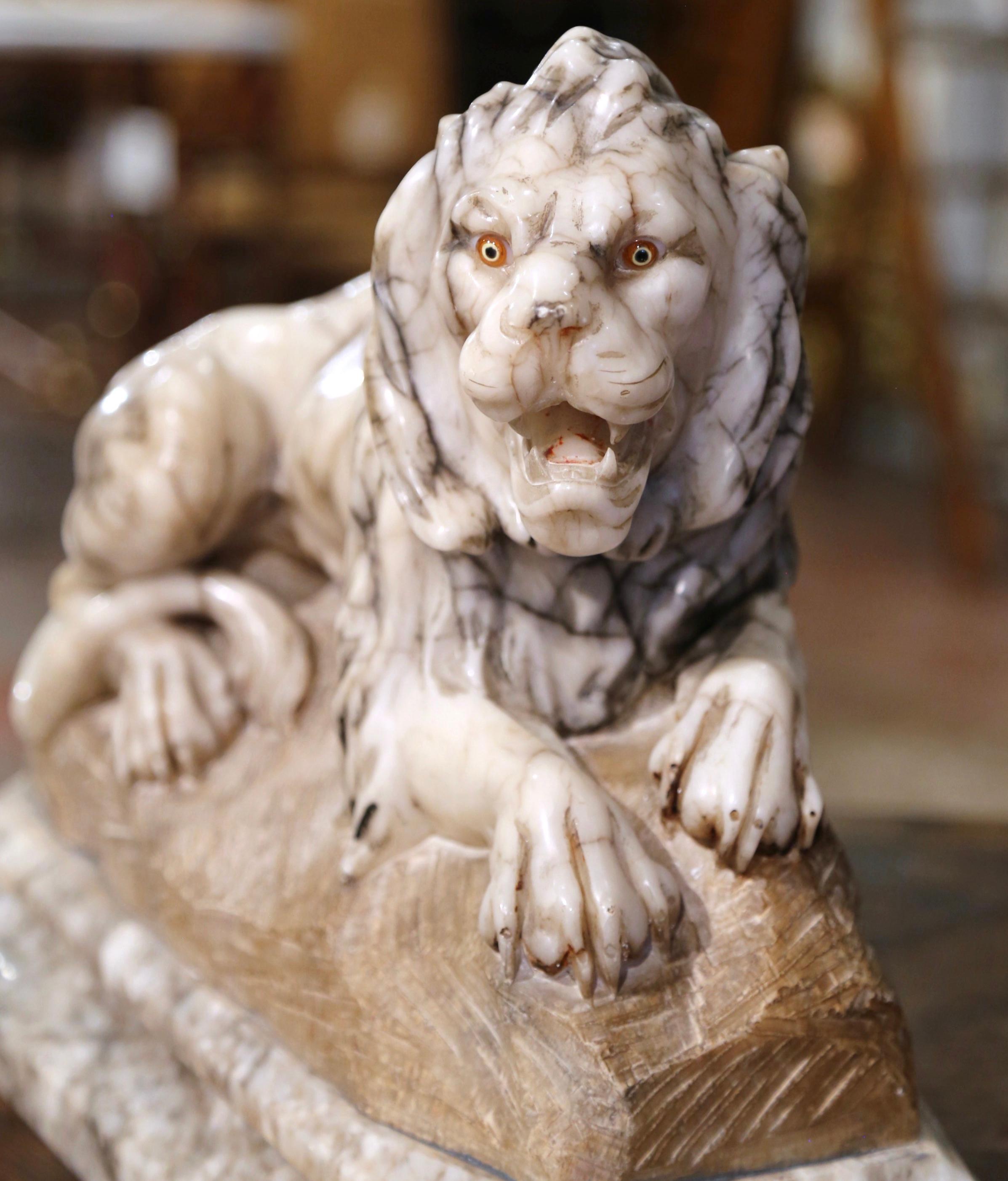 19th Century French Carved Marble Lion Sculpture Signed P. Ruggeri For Sale 4