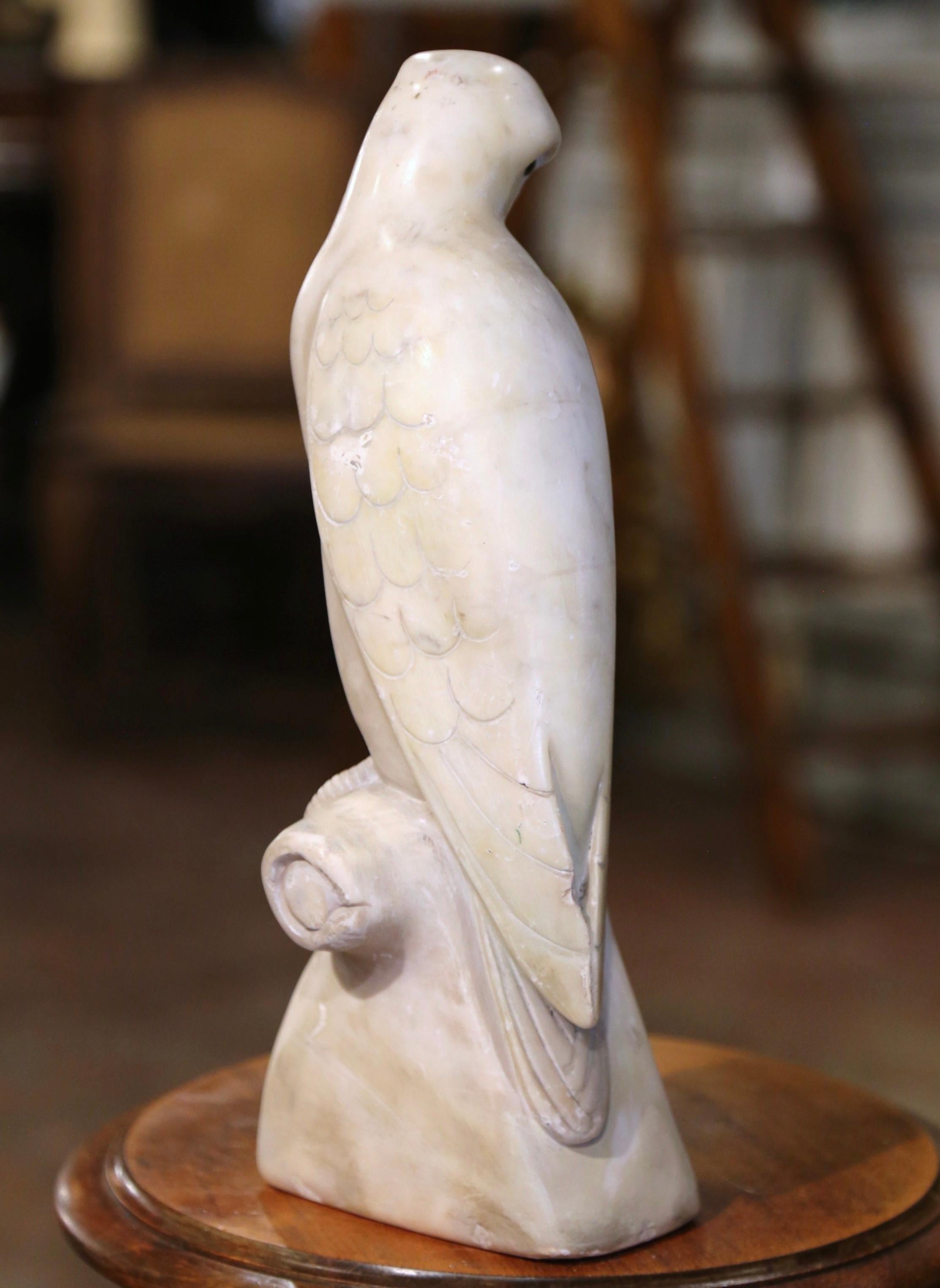 19th Century French Carved Marble Parrot Sculpture with Glass Eyes For Sale 2