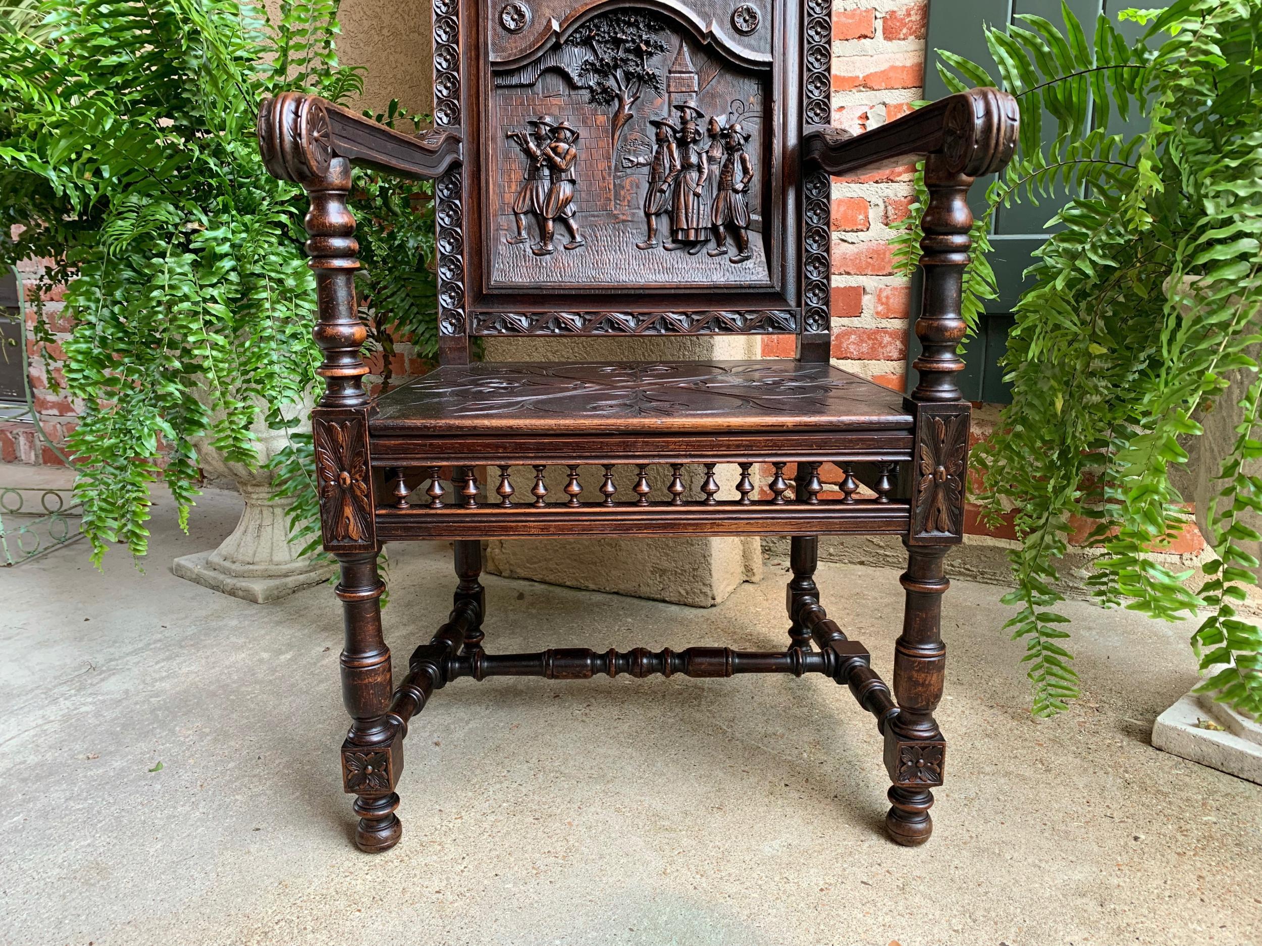 19th century French Carved Oak Arm Fireside Throne Chair Breton Brittany In Good Condition In Shreveport, LA