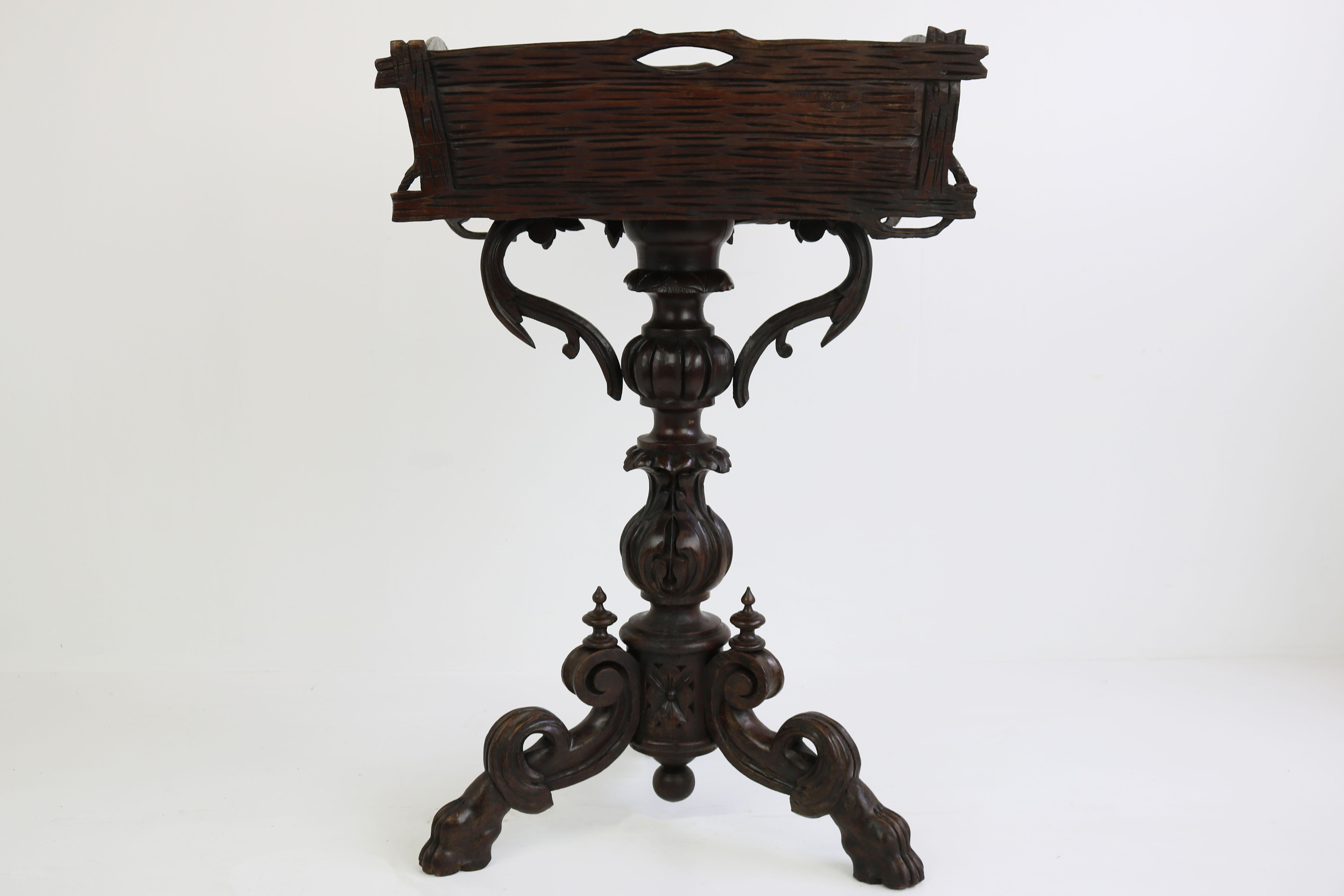 19th Century French Carved Oak Black Forest Plant Stand Jardinière Flower Box For Sale 6