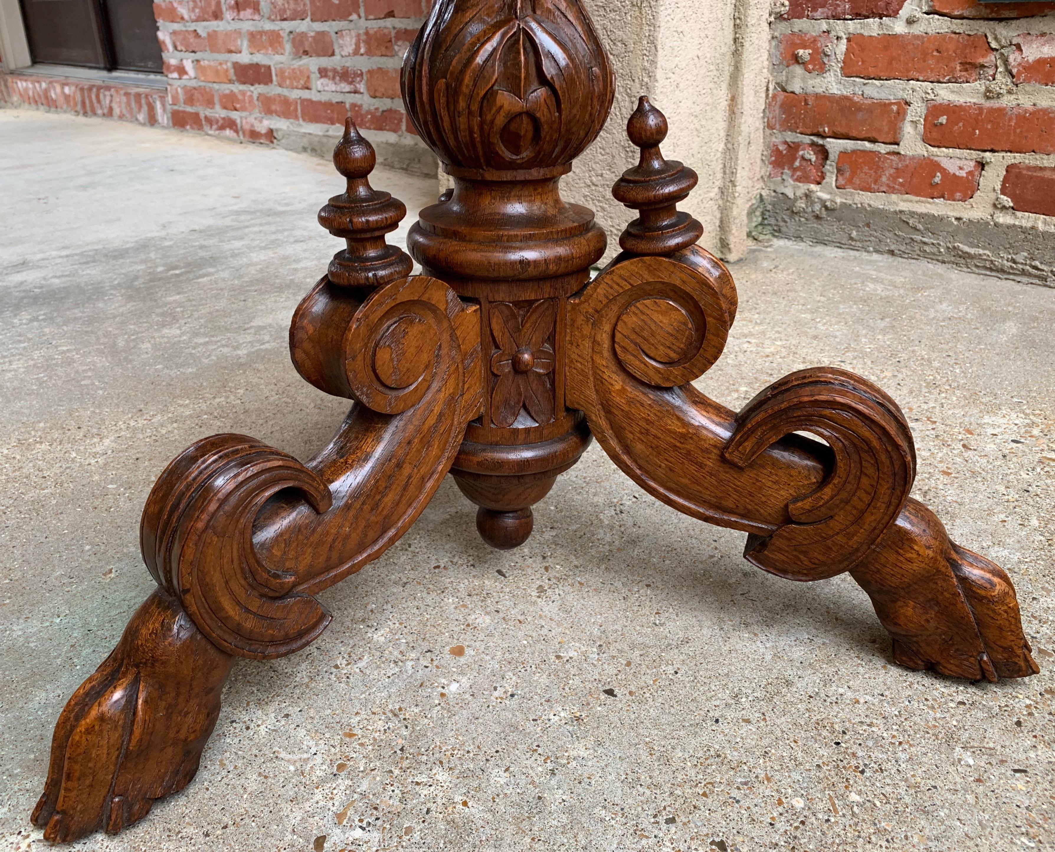 19th Century French Carved Oak Black Forest Plant Stand Jardinière Flower Box 10