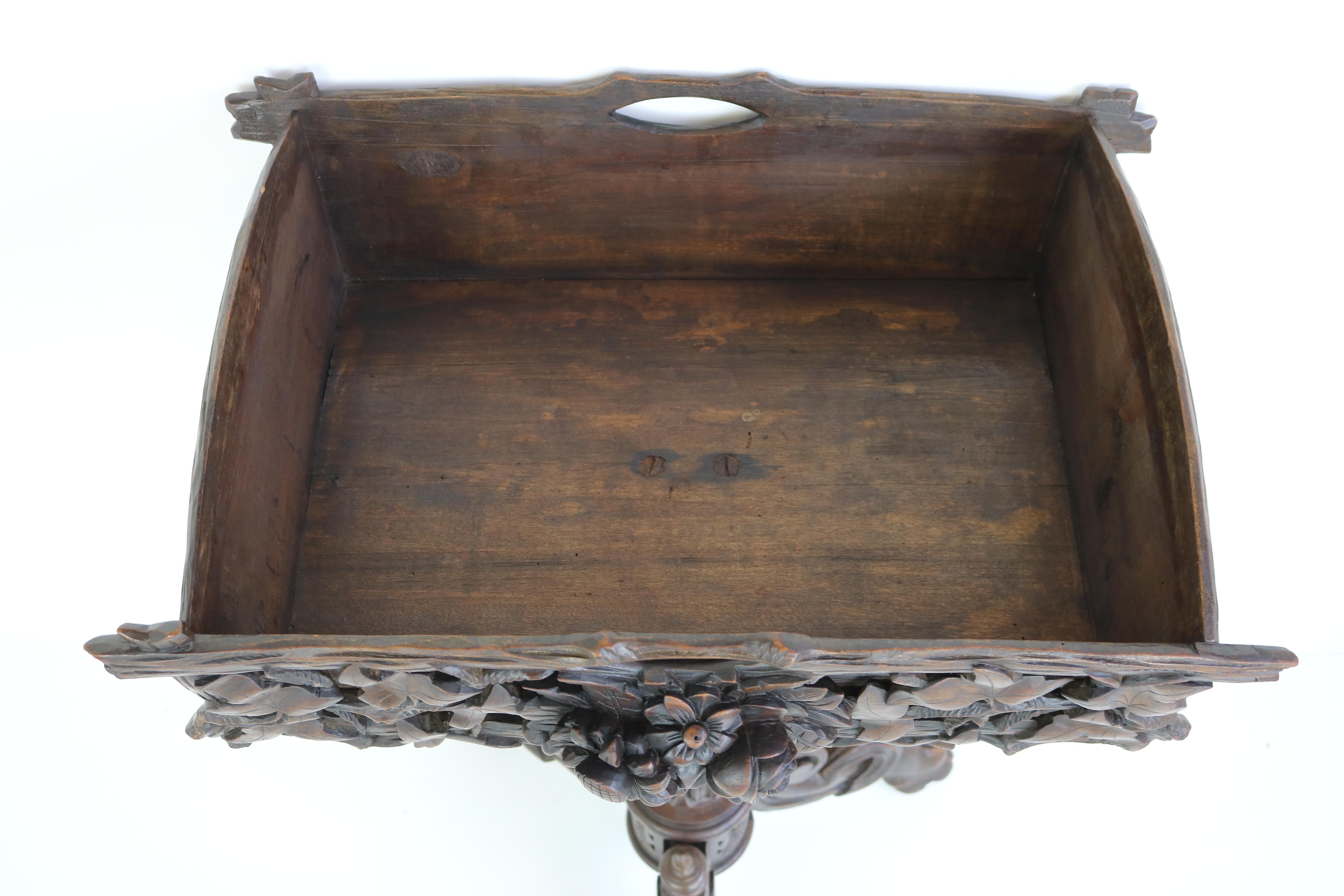 Late 19th Century 19th Century French Carved Oak Black Forest Plant Stand Jardinière Flower Box For Sale
