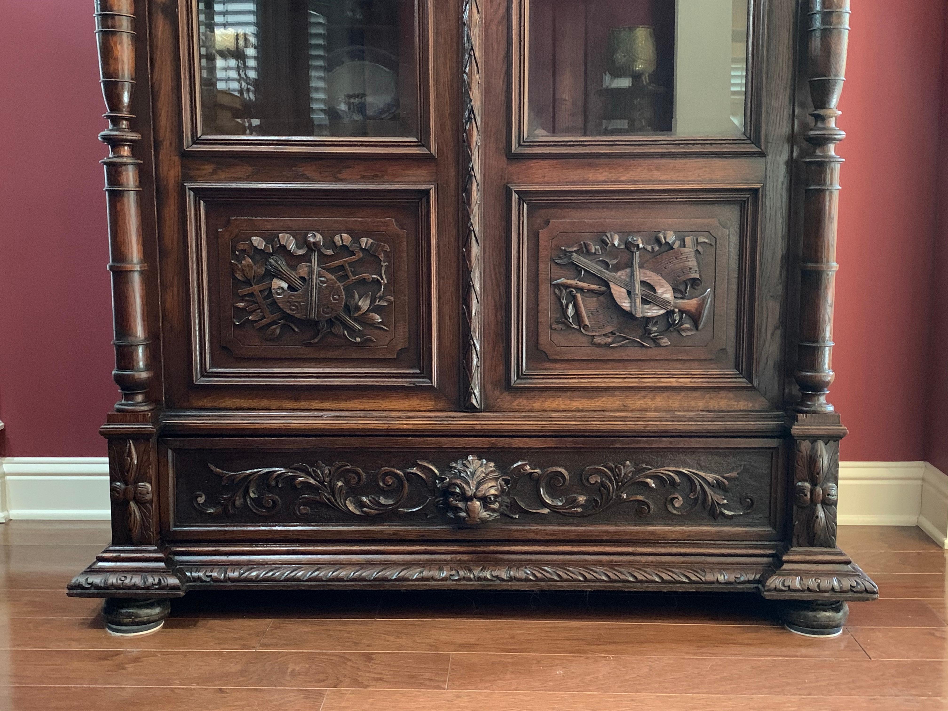 19th Century French Carved Oak Bookcase Cabinet Glass Door Music Renaissance In Good Condition In Shreveport, LA