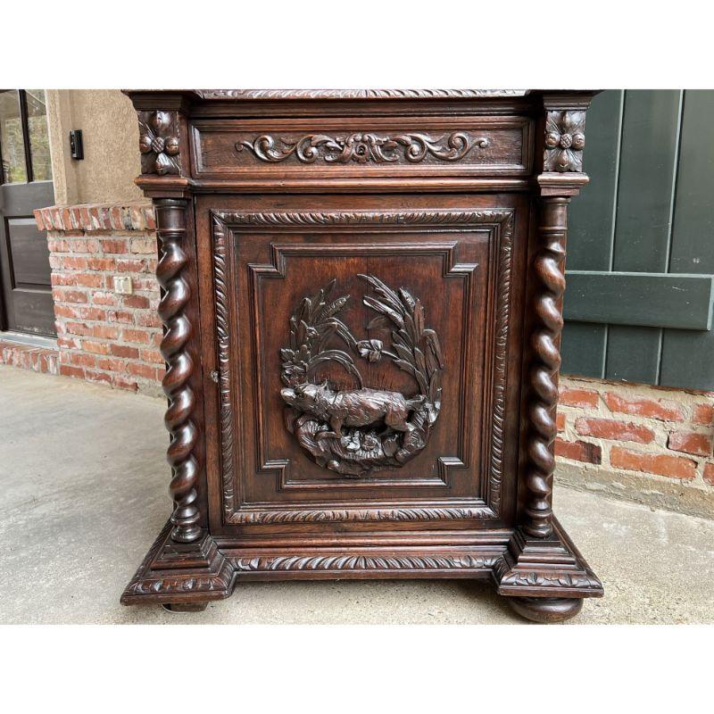 19th century French Carved Oak Bookcase Hunt Cabinet Barley Twist Black Forest 1