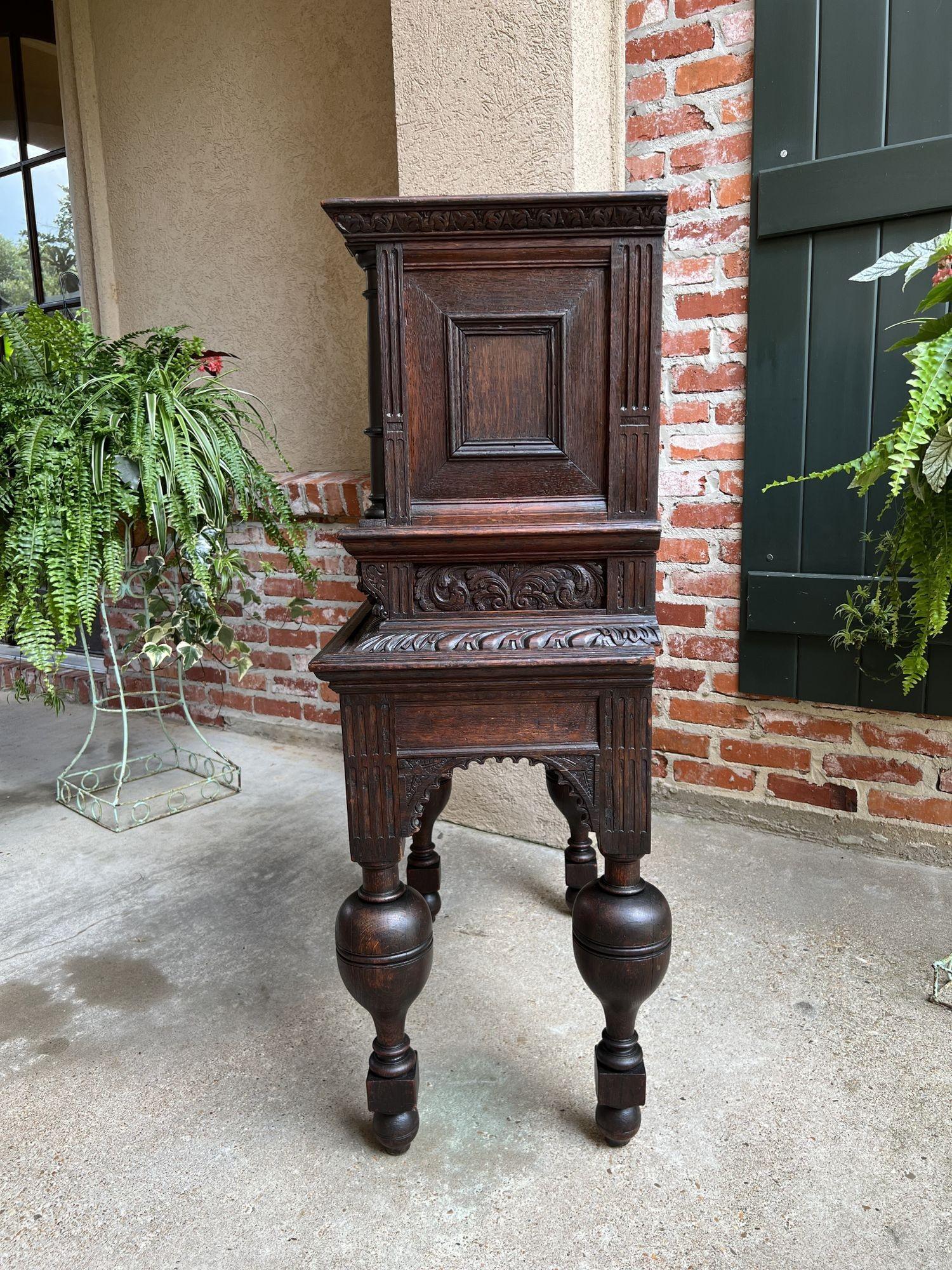 Antique French Carved Oak Cabinet Vestry Altar Wine Renaissance c1860 For Sale 3
