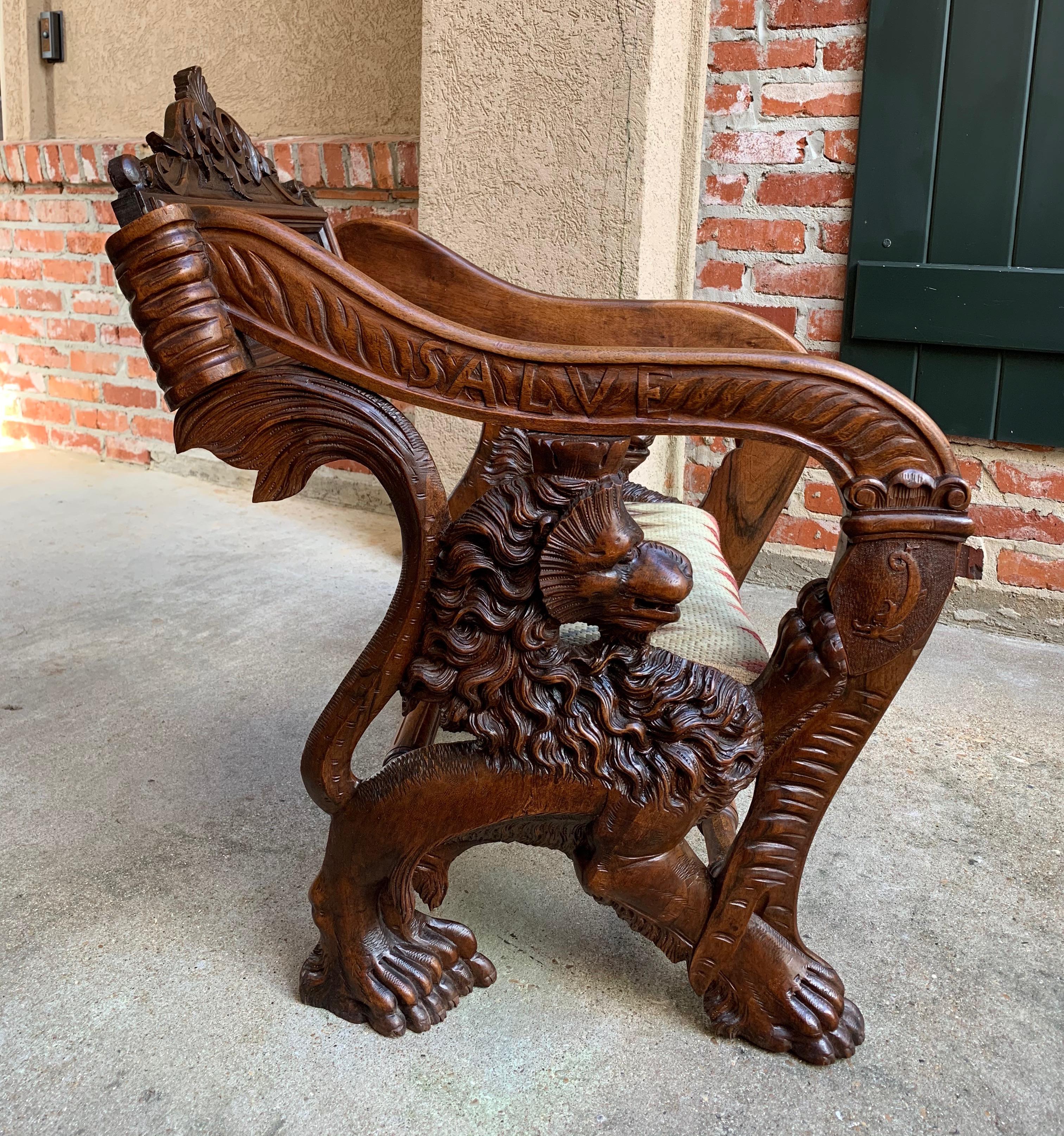 19th Century French Carved Oak Cathedral Altar Chair Gothic Lion Renaissance In Good Condition In Shreveport, LA