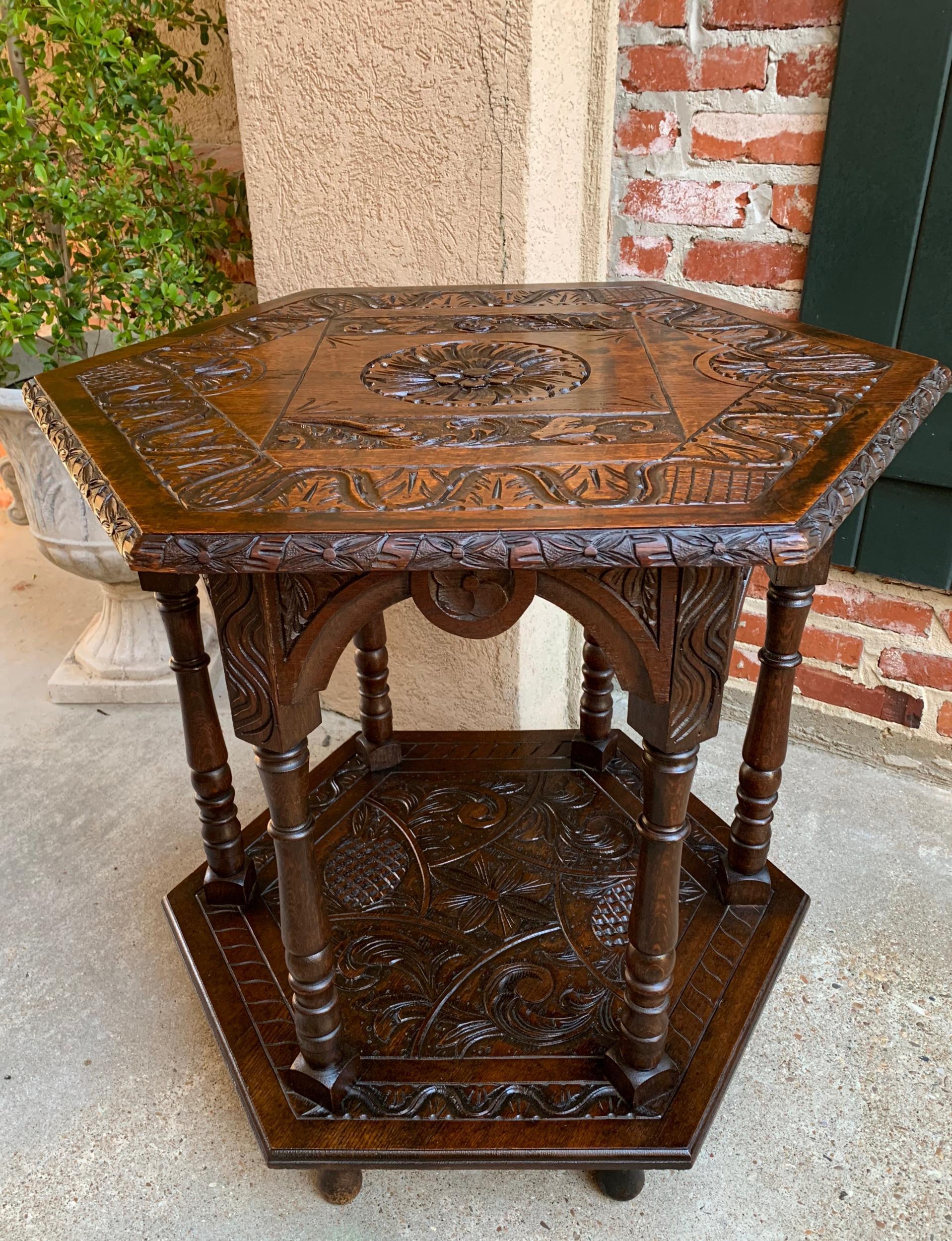 19th Century French Carved Oak Center Side Table Hexagon Two-Tier Shelf For Sale 11