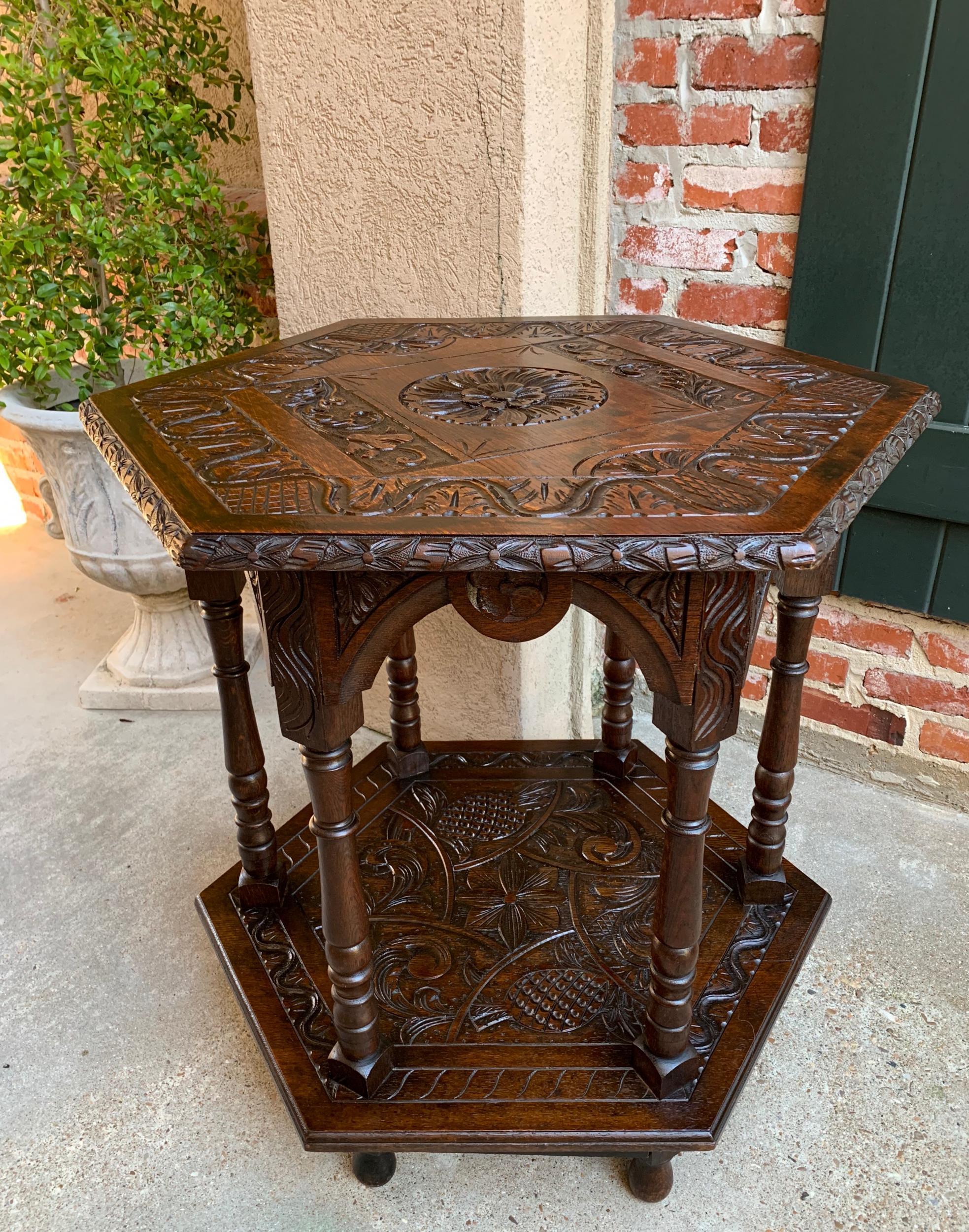 19th Century French Carved Oak Center Side Table Hexagon Two-Tier Shelf For Sale 15