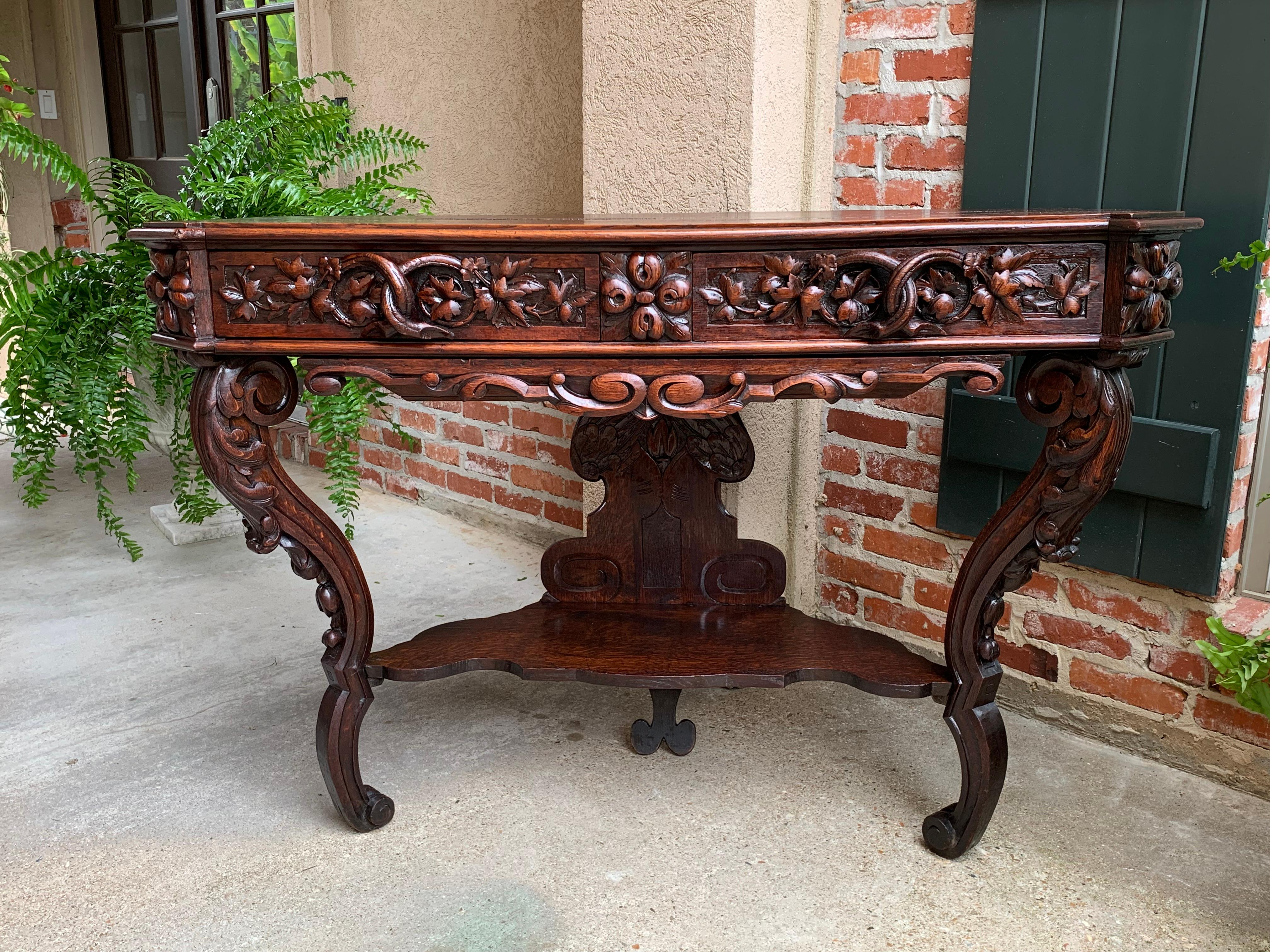 19th century French Carved Oak Console Sofa Foyer Table Sideboard Black Forest For Sale 8