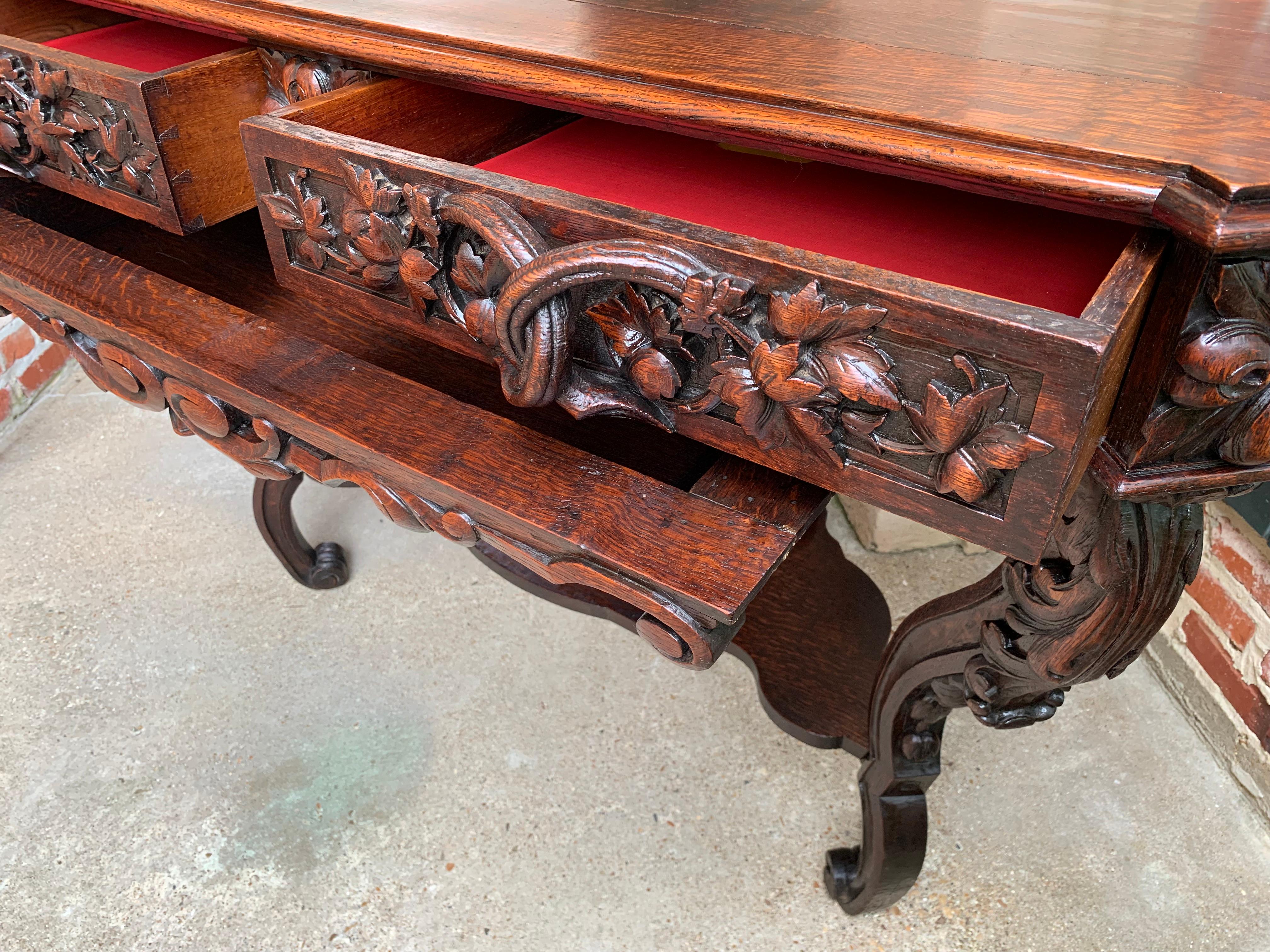 19th century French Carved Oak Console Sofa Foyer Table Sideboard Black Forest For Sale 12