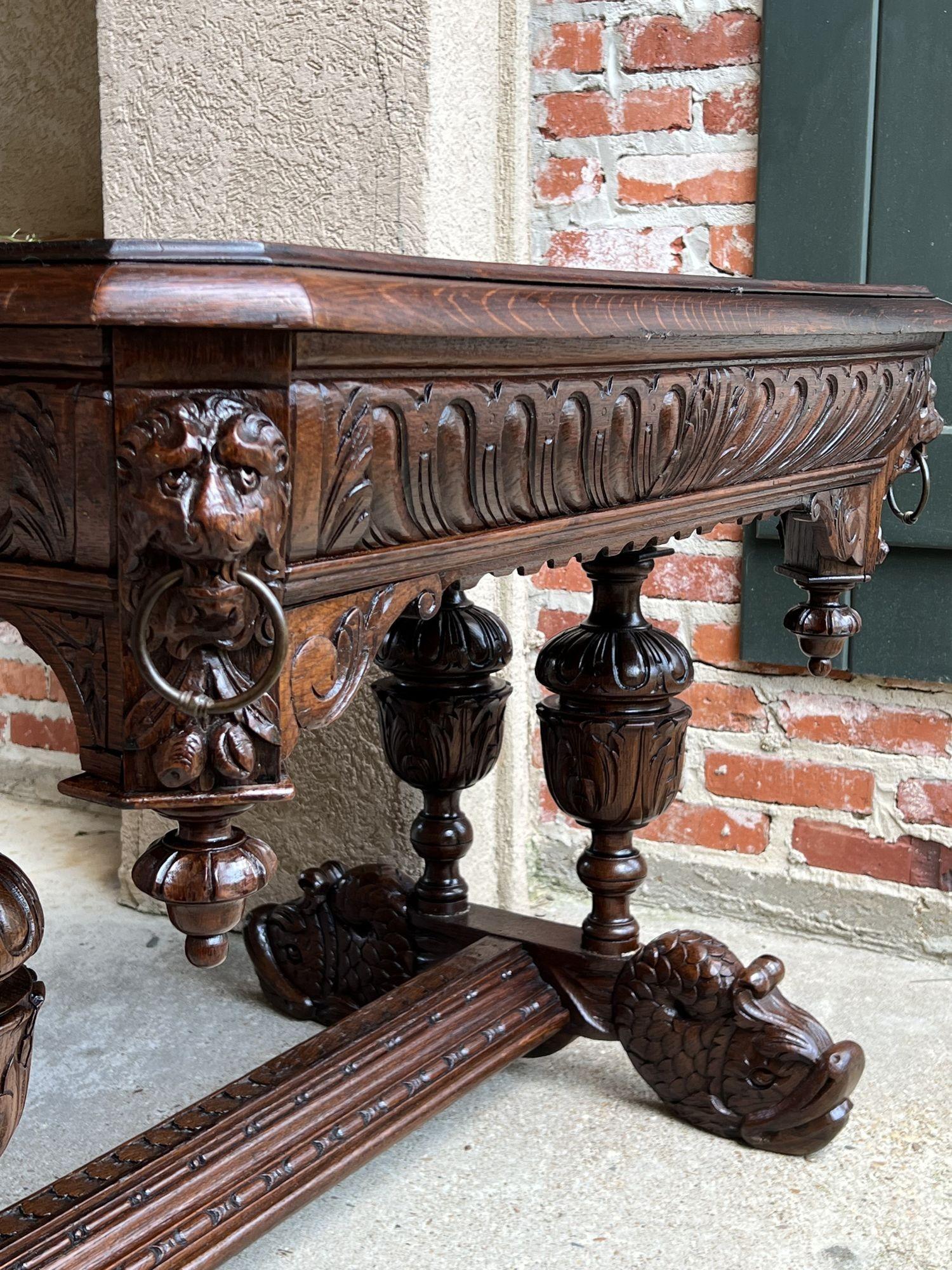 Ancienne table de bibliothèque française sculptée en chêne avec dauphins, Renaissance gothique, vers 1890 en vente 6