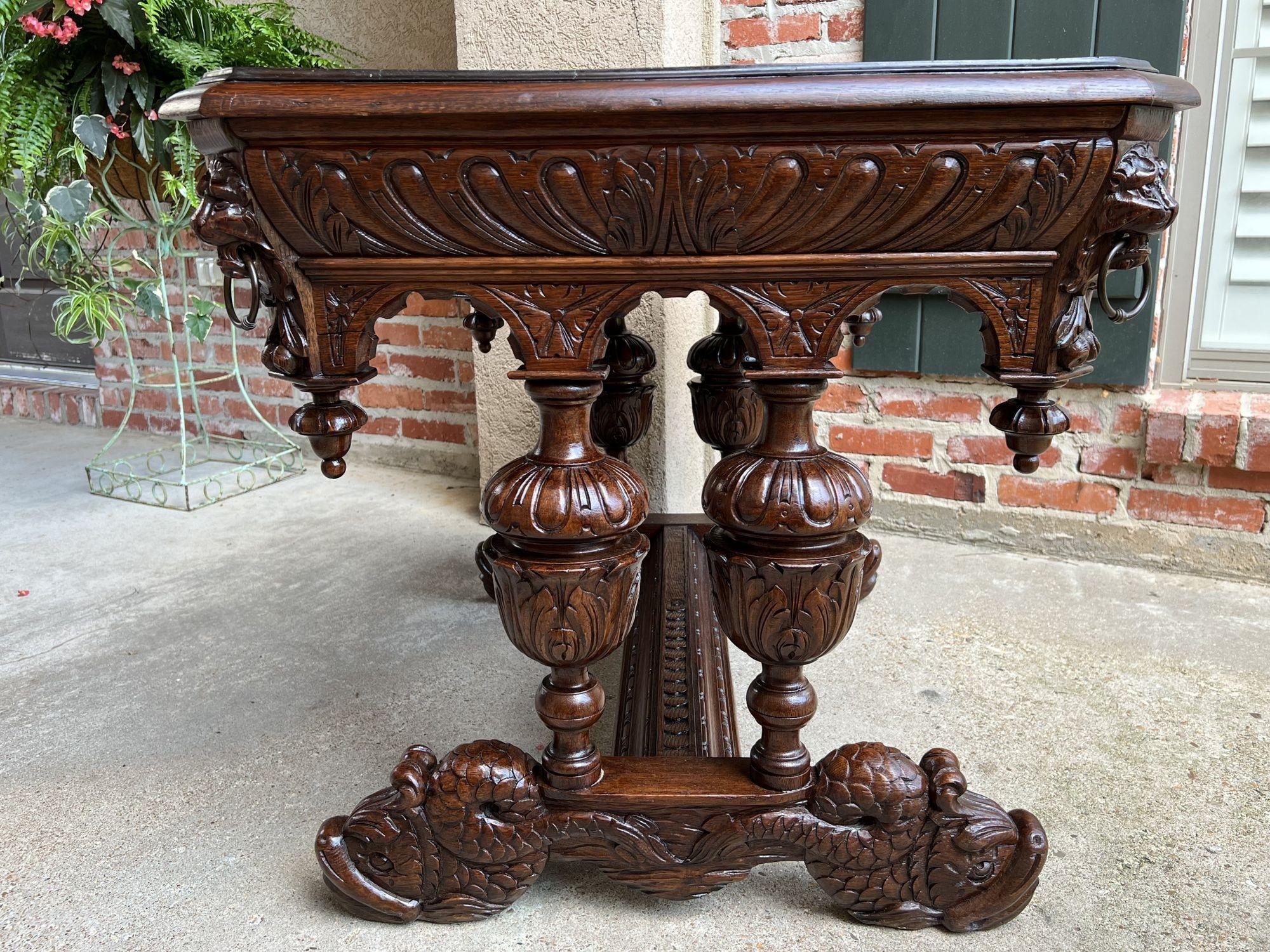 Ancienne table de bibliothèque française sculptée en chêne avec dauphins, Renaissance gothique, vers 1890 en vente 1