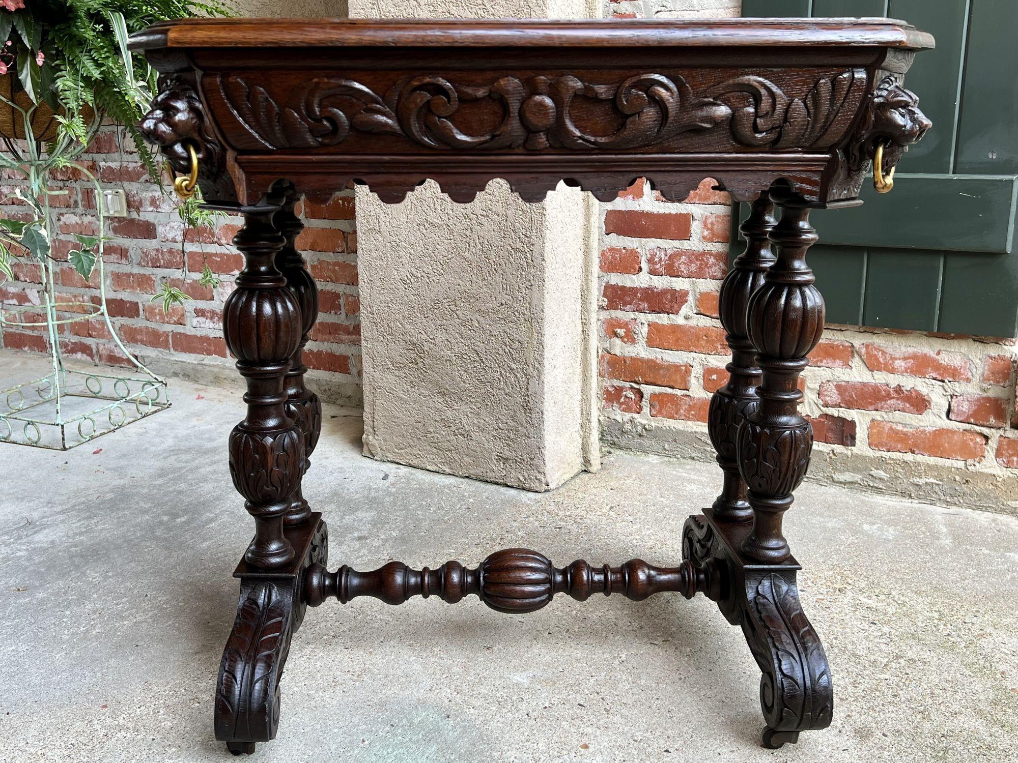 19th Century French Carved Oak Library Table Petite Desk Renaissance Gothic For Sale 5