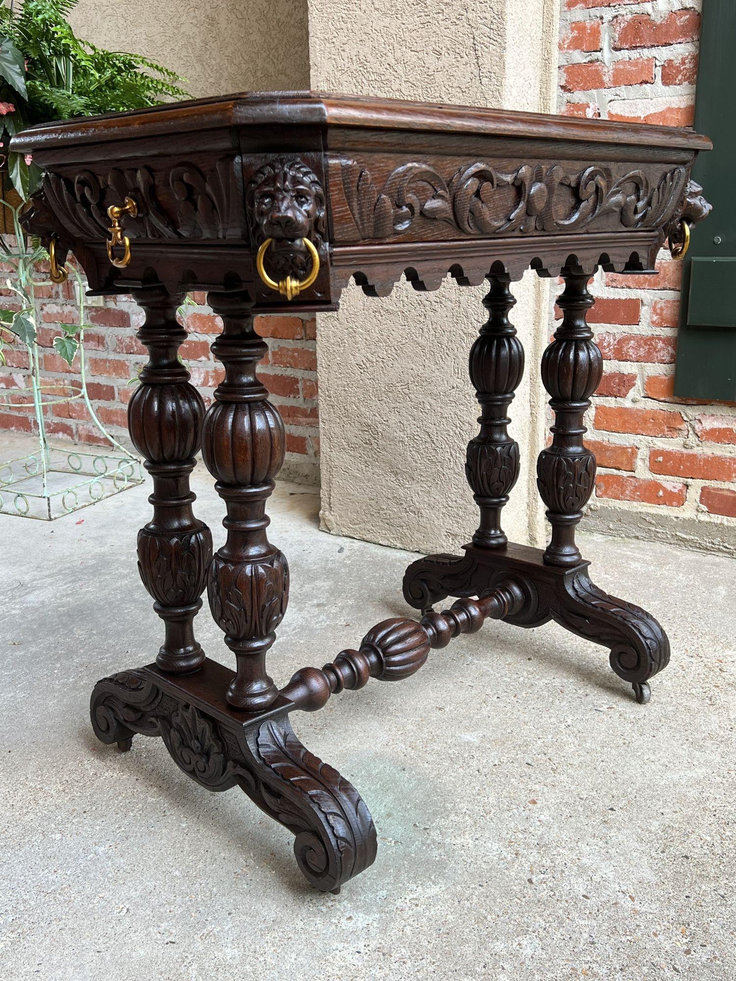 19th Century French Carved Oak Library Table Petite Desk Renaissance Gothic For Sale 10