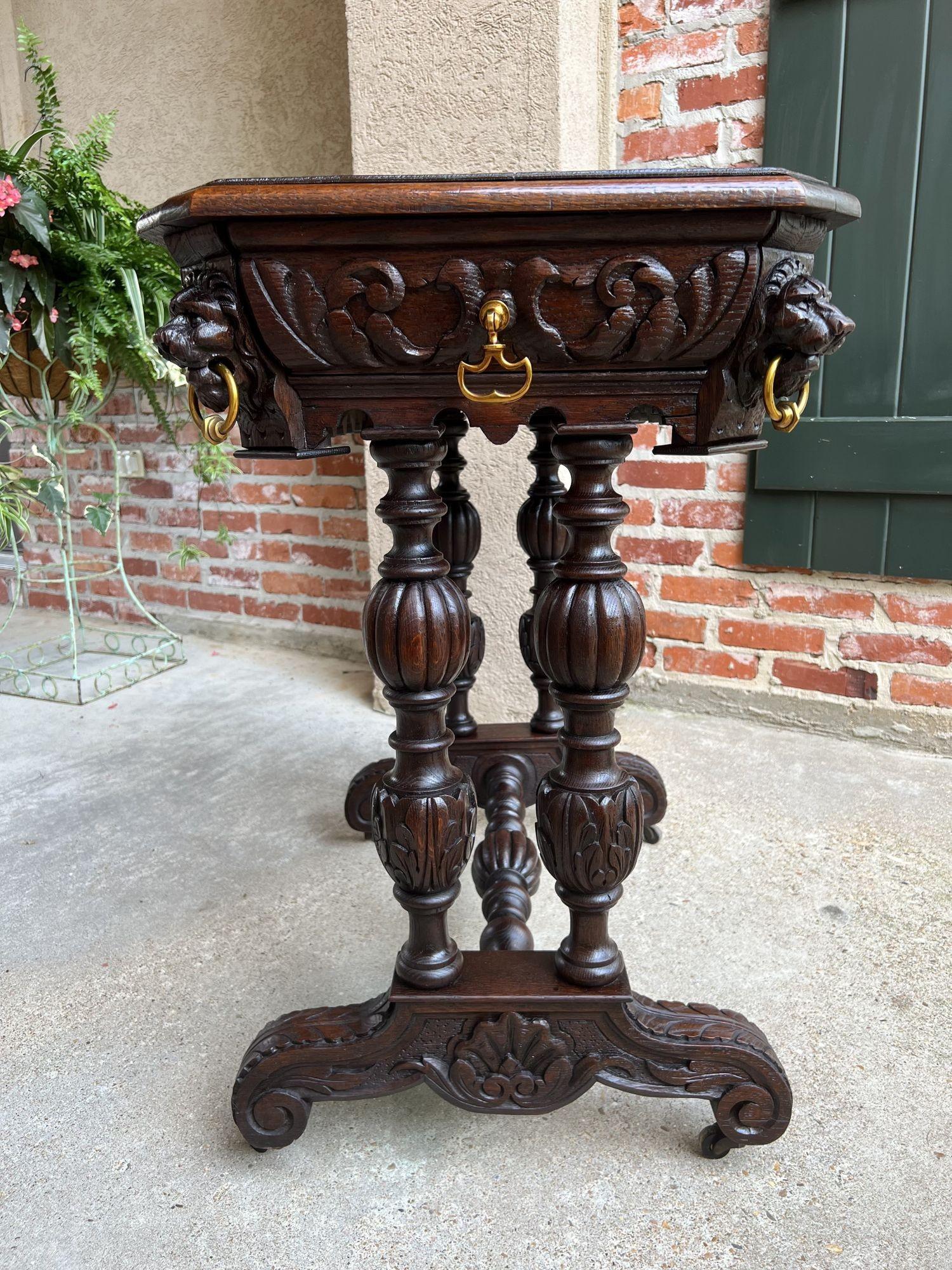 19th Century French Carved Oak Library Table Petite Desk Renaissance Gothic For Sale 3