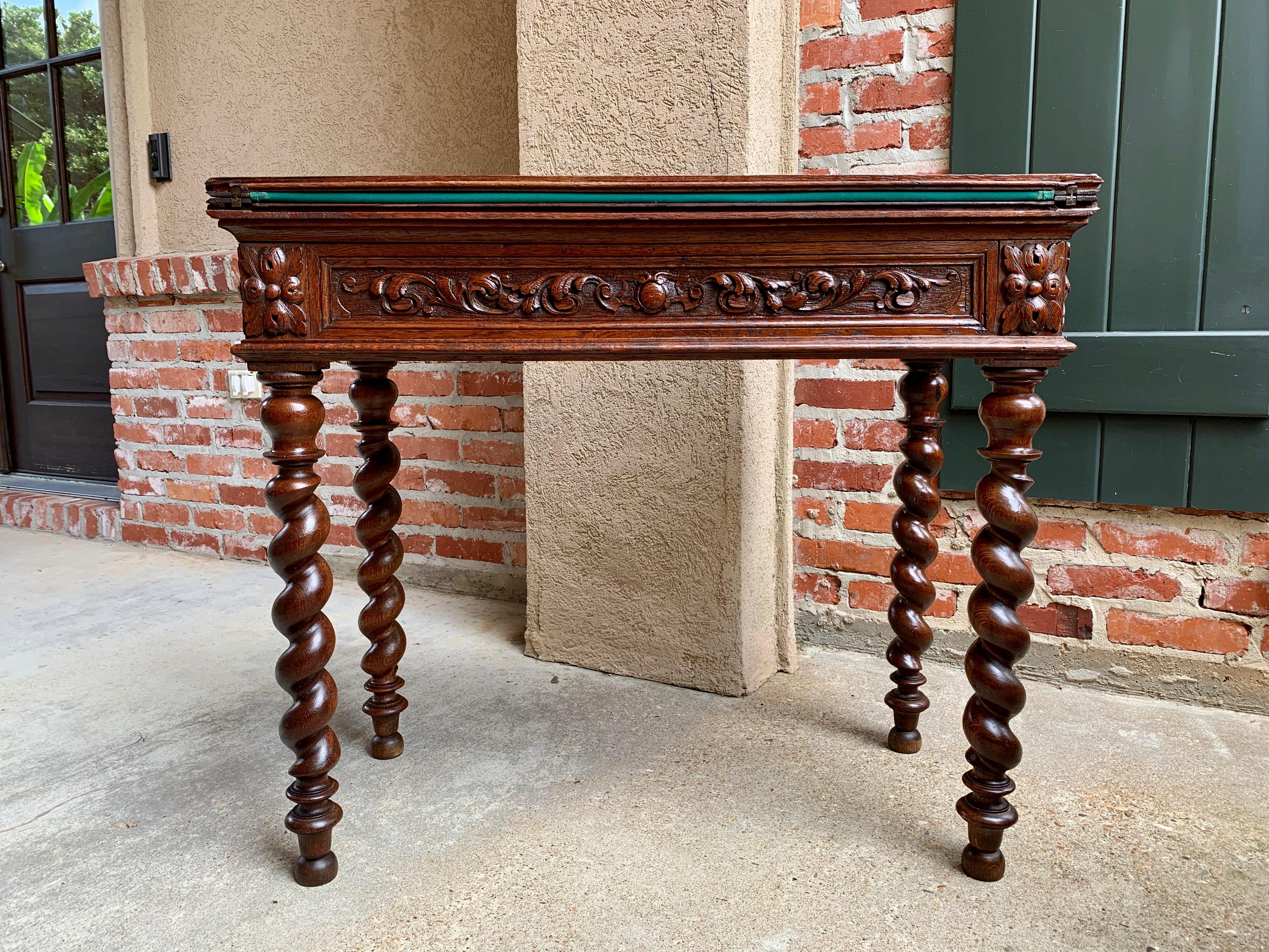 ~ Direct from France
~ Gorgeous hand carvings on this carved French side/sofa/hall table that actually was created to function as a game table, with the swivel/flip top that opens to a large felt ‘playing’ area!
~ Outstanding carved detail across