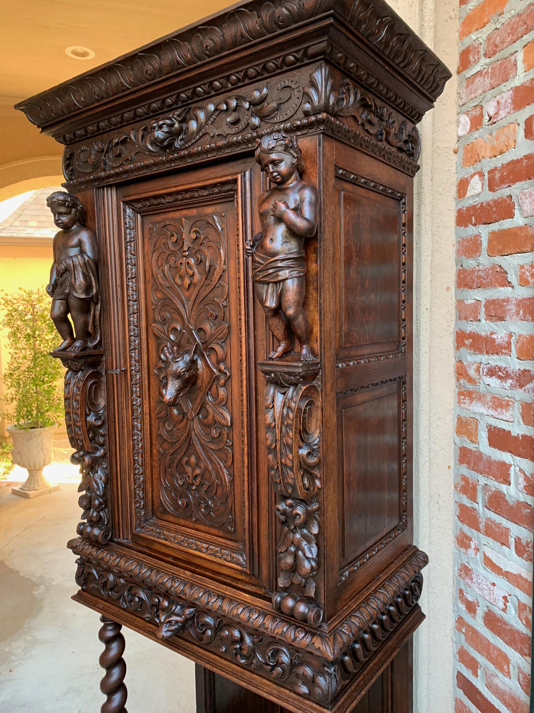 19th Century French Carved Oak Gothic Cabinet Sacristy Vestry Barley Twist In Good Condition In Shreveport, LA