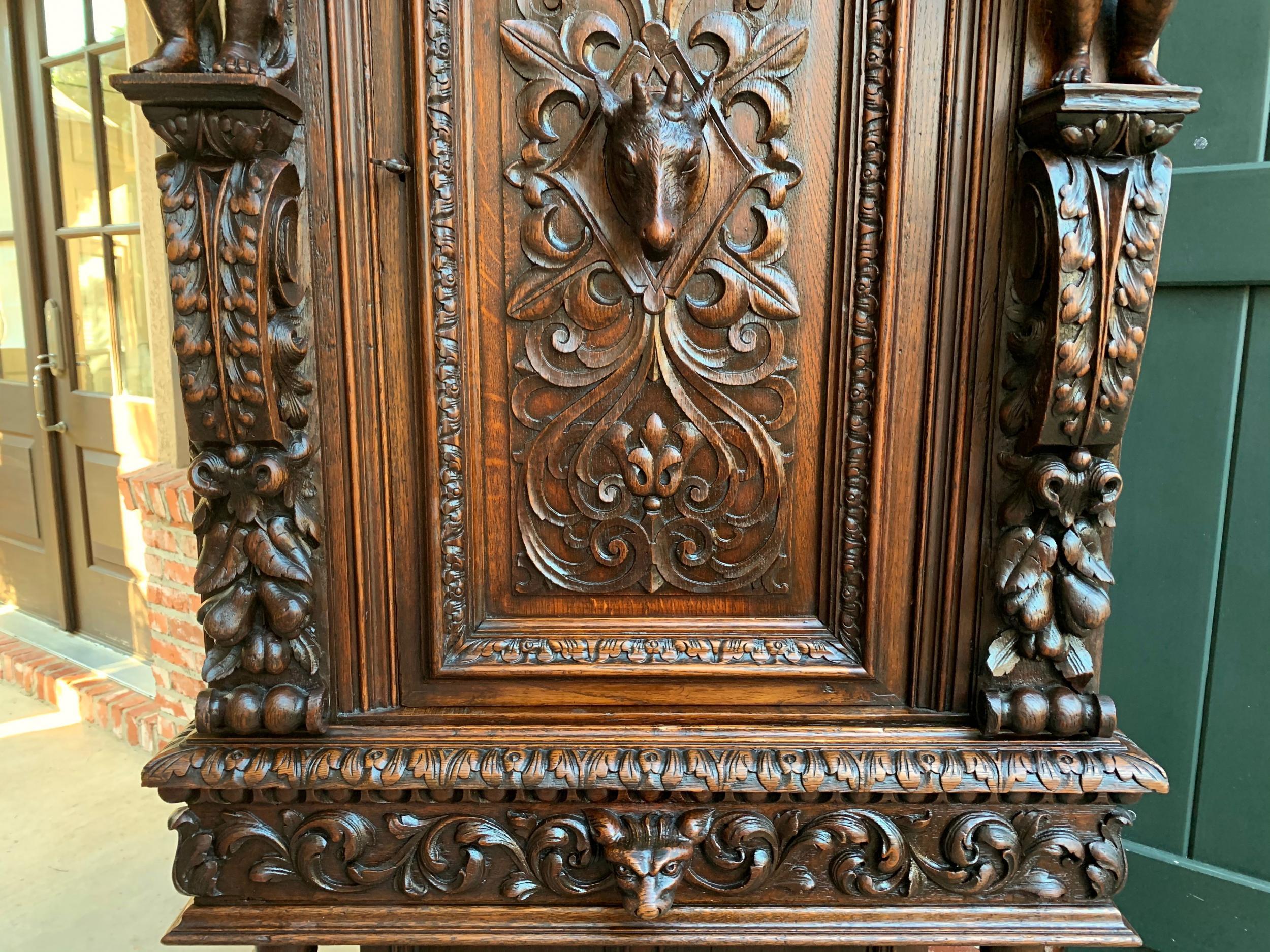 19th Century French Carved Oak Gothic Cabinet Sacristy Vestry Barley Twist 4