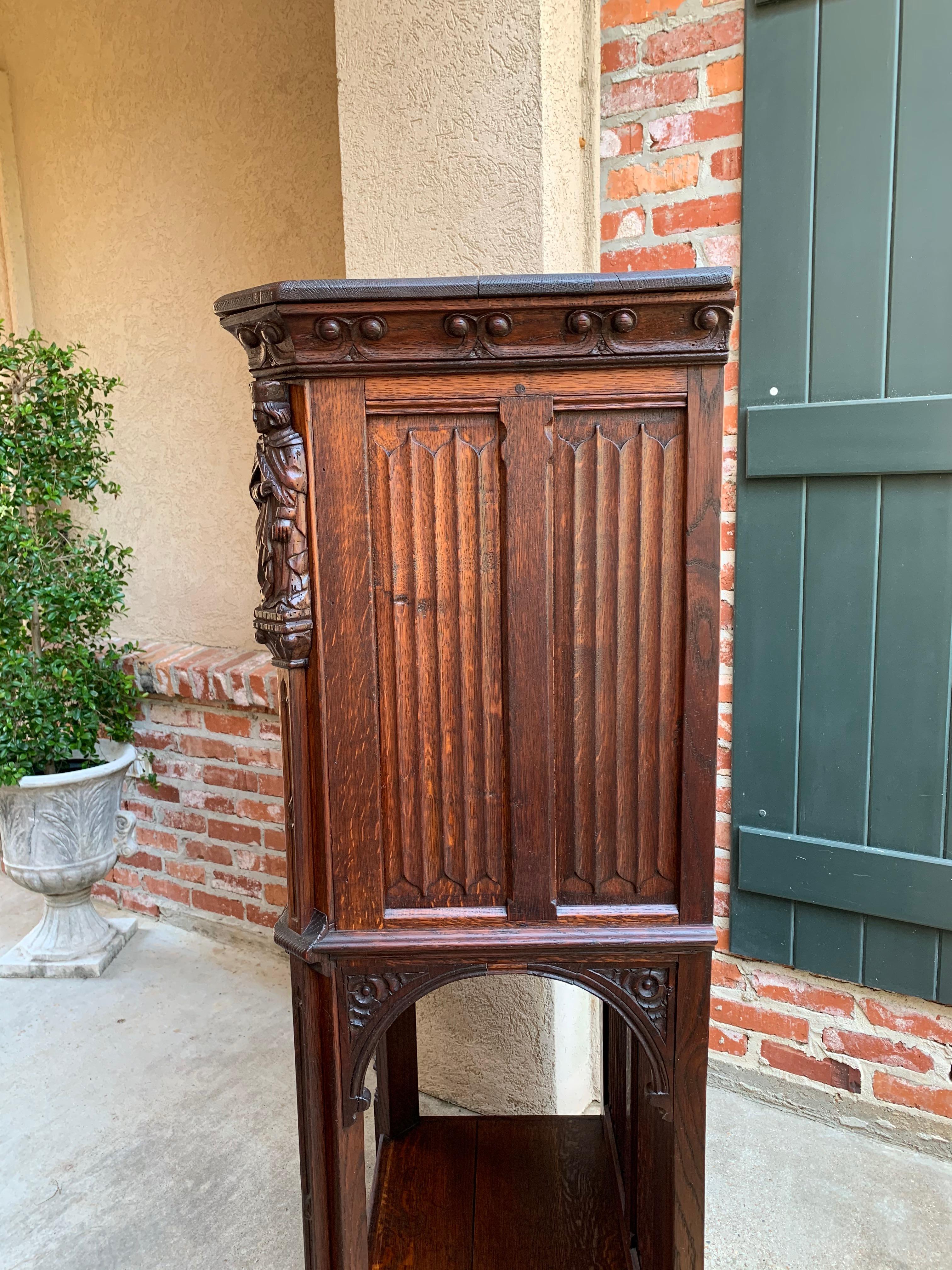 19th Century French Carved Oak Gothic Vestry Sacristy Altar Wine Cabinet Bar  3