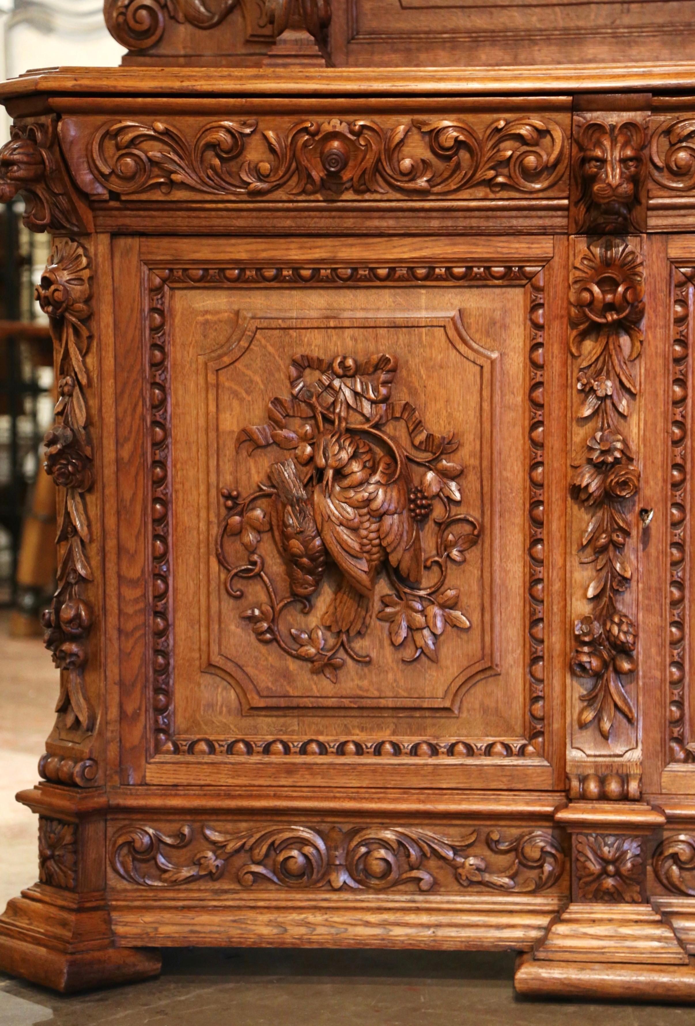 19th Century French Carved Oak Hunt Buffet Server with Grape and Vine Motifs 3