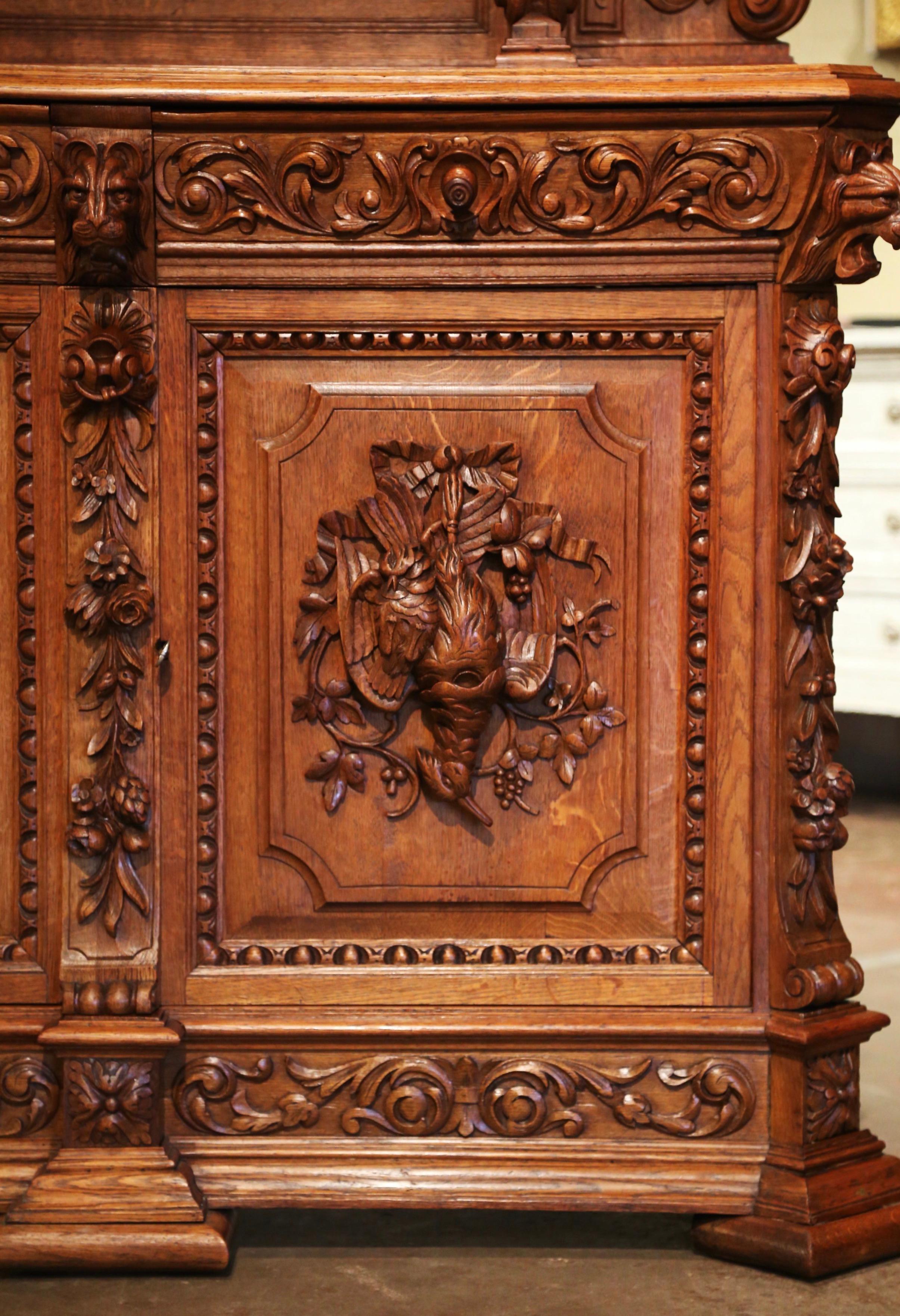 19th Century French Carved Oak Hunt Buffet Server with Grape and Vine Motifs 4